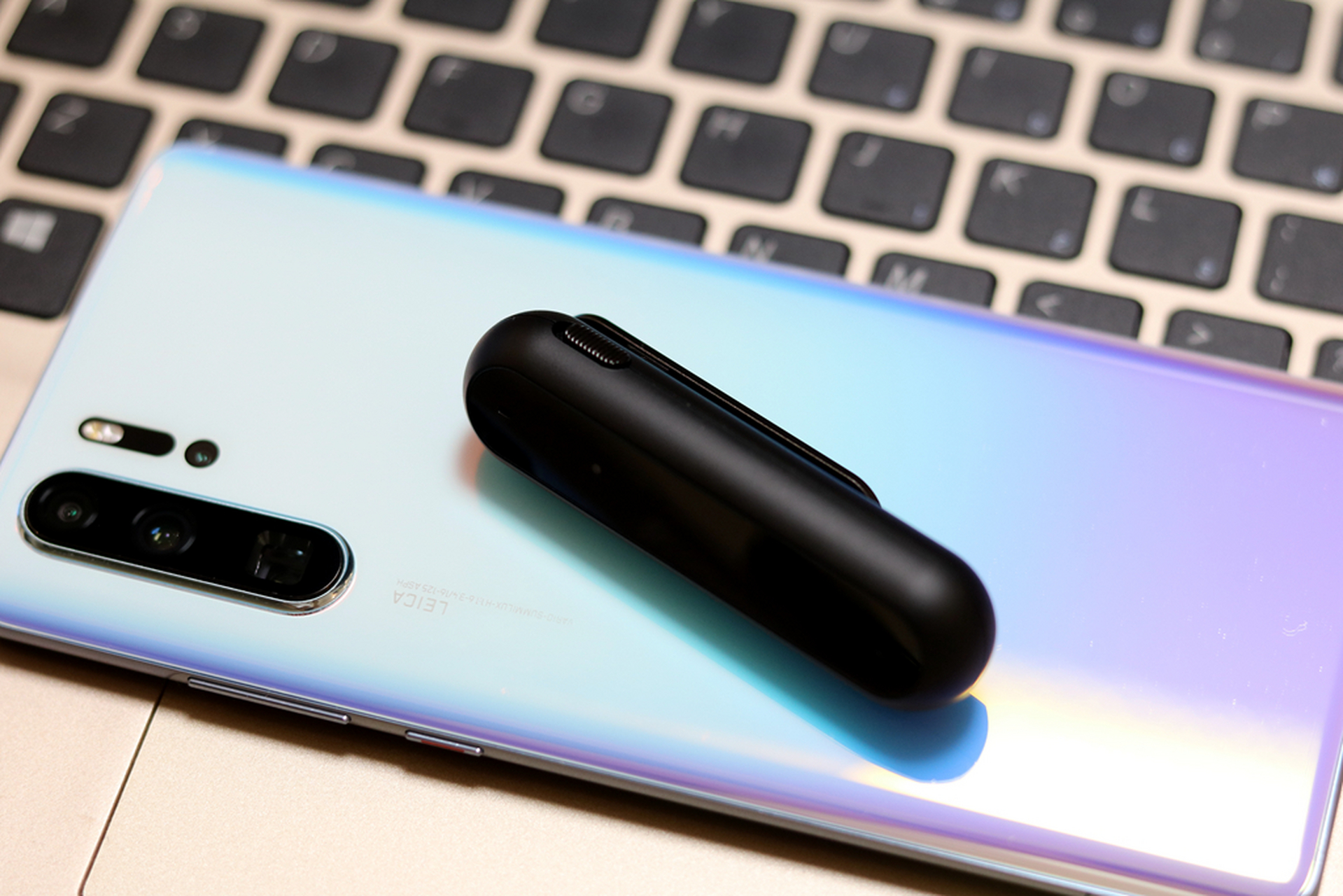 试试小米有品推出的墨案ai录音笔,它能让你更加快速高效的办公.