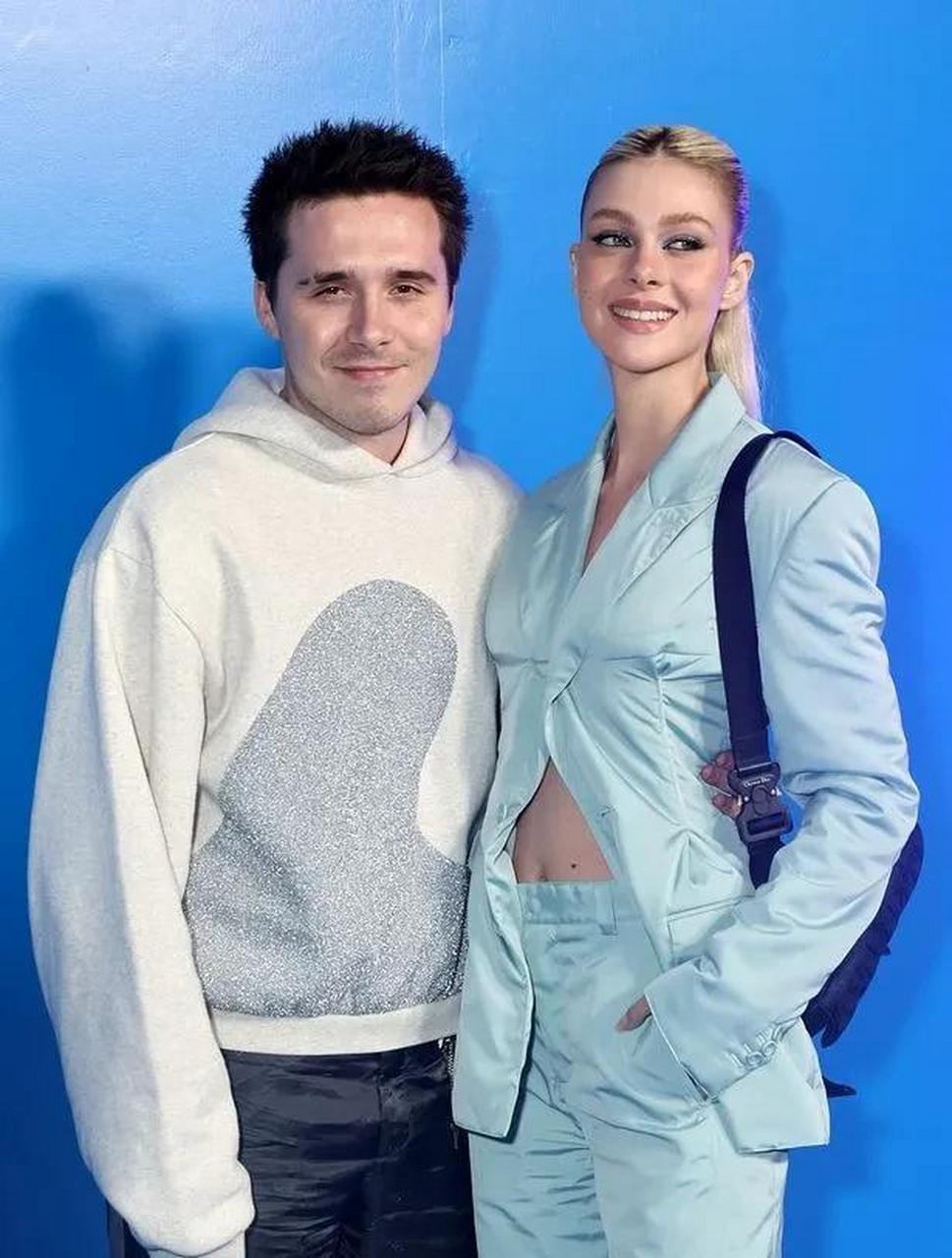 尼古拉佩尔茨在婚礼当天因滔滔不绝地向维多利亚致敬而热泪盈眶