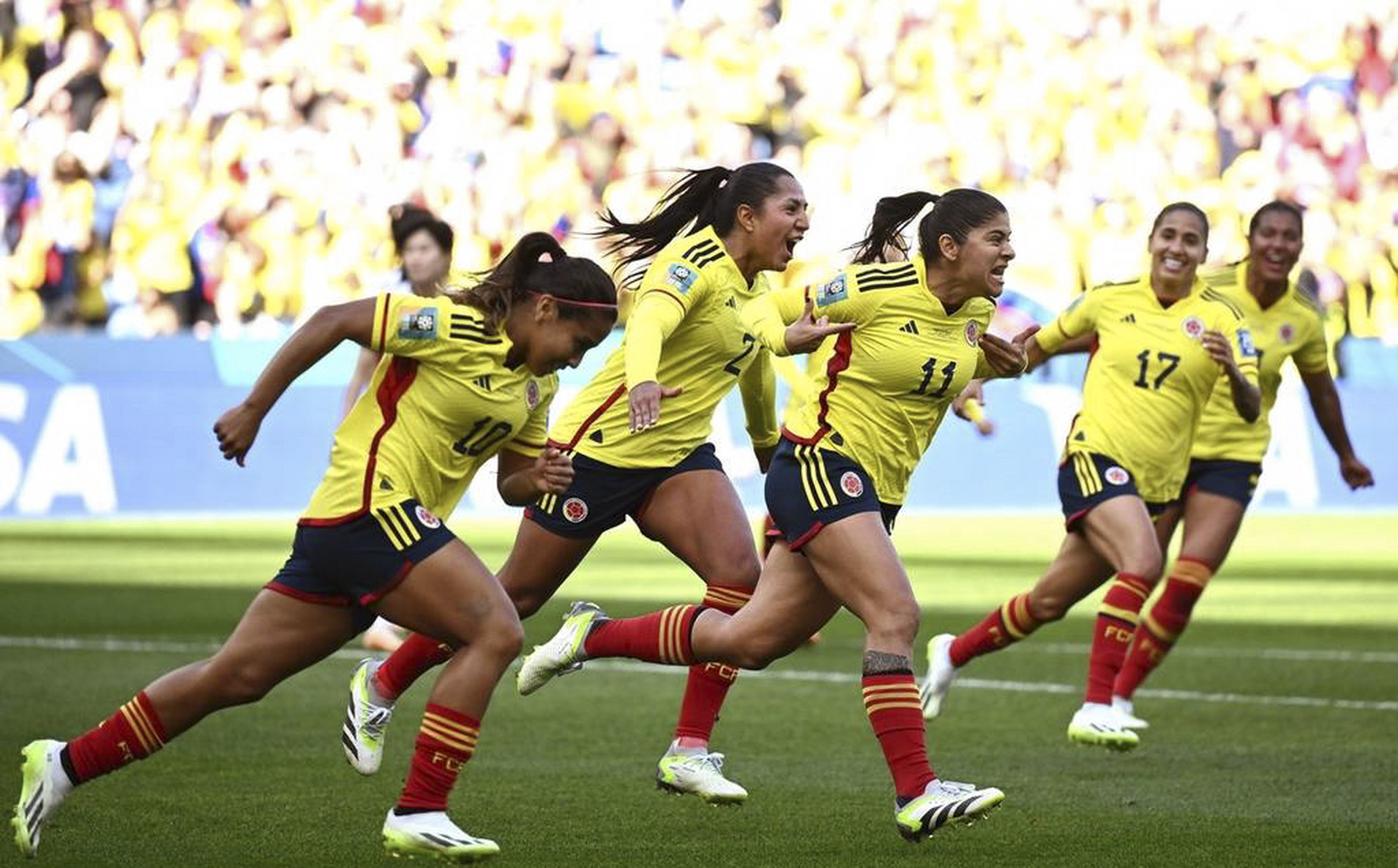 女足世界杯-门将惊天黄油手 韩国女足首战0-2哥伦比亚  北京时间7月25