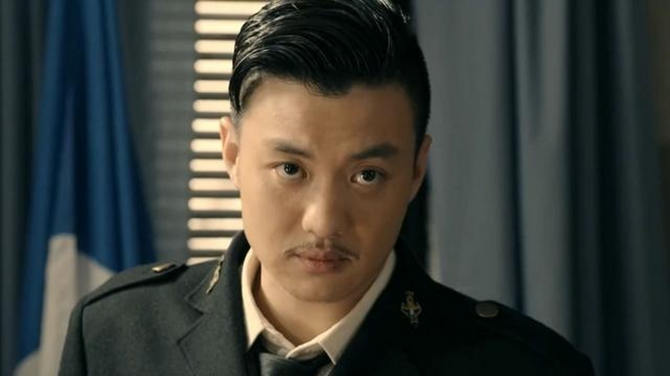 去年,周一围被拍到和女助理喝奶茶的事件,引起了大家的热议.