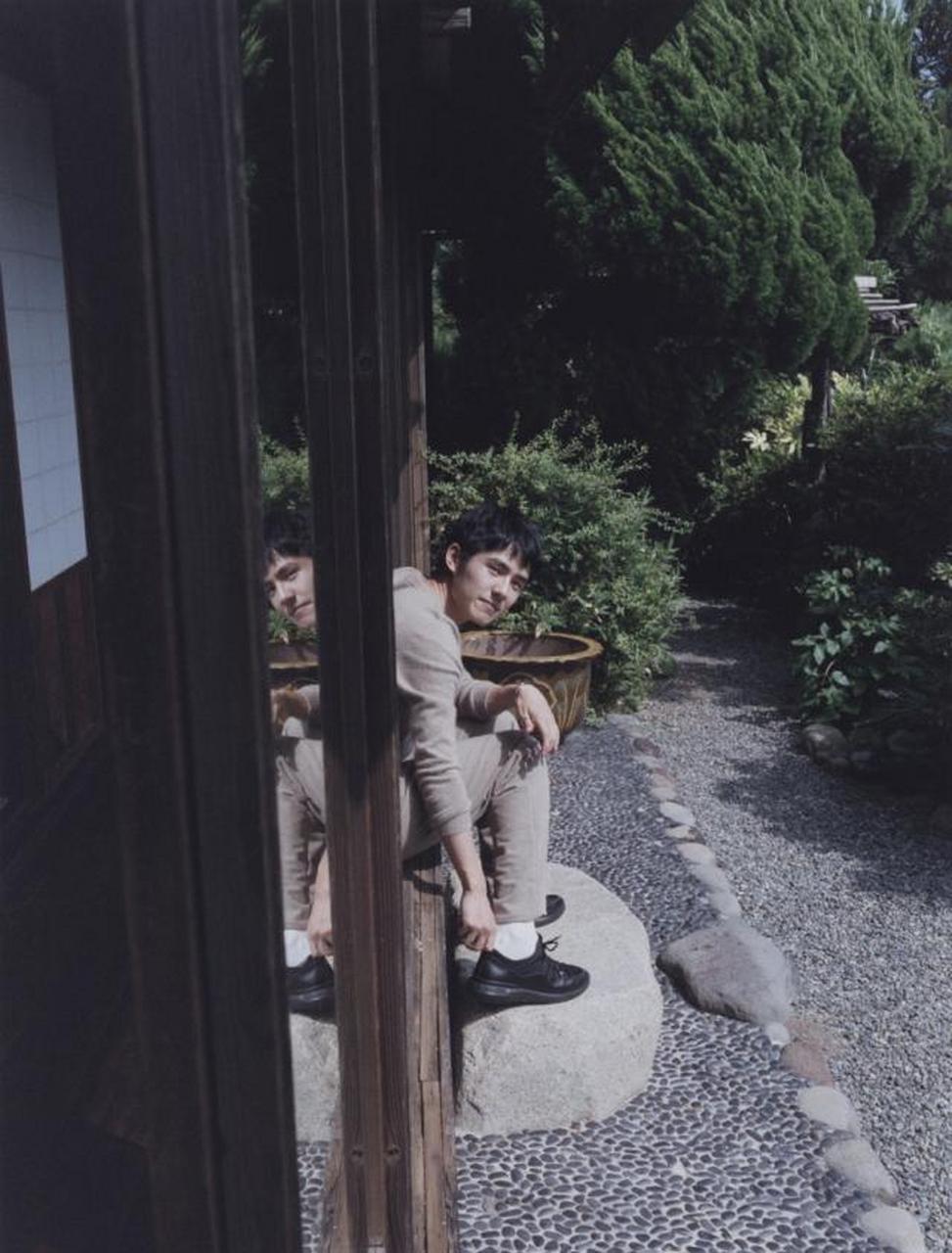 刘昊然《t》9月男装特辑封面,《唐人街探案3》王宝强,刘昊然,妻夫木聪