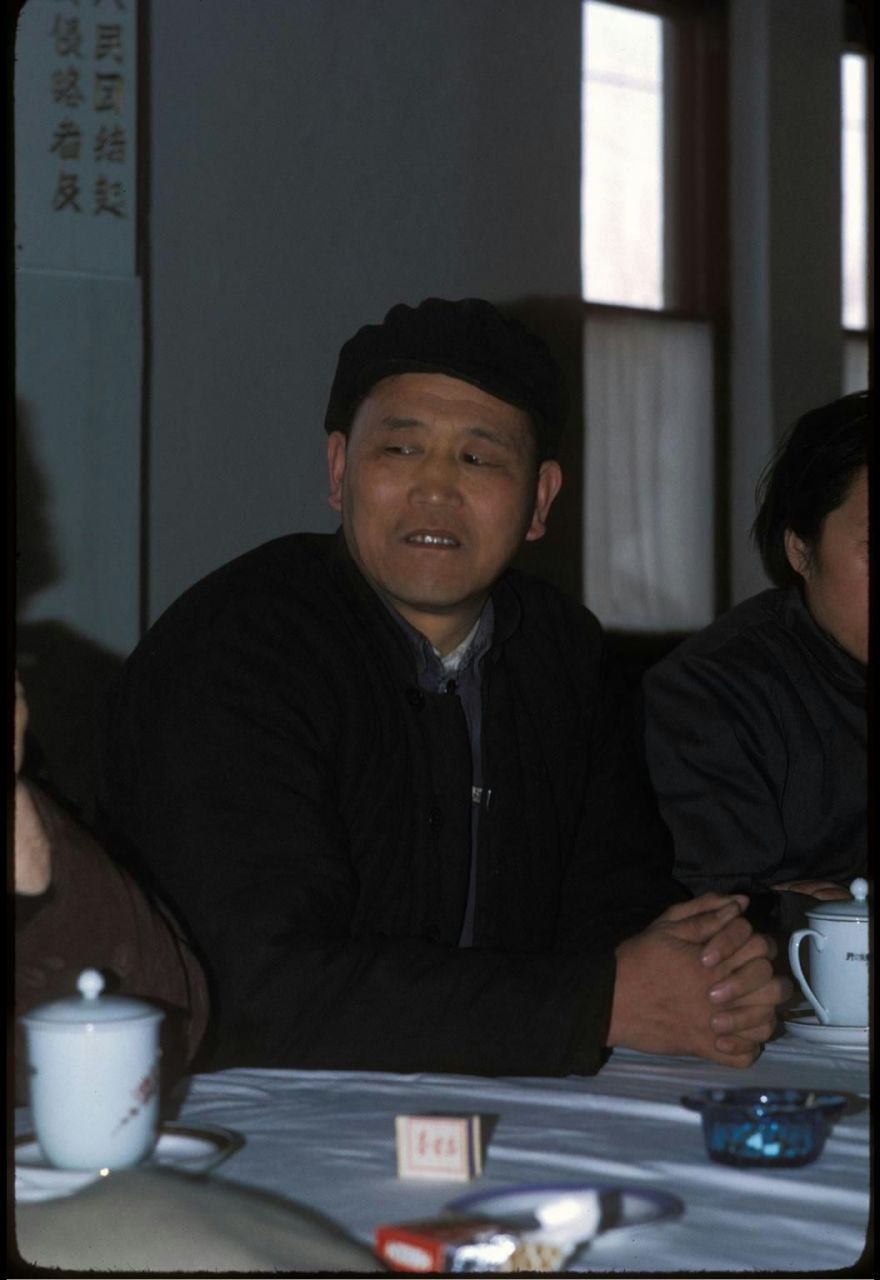 开滦范各庄矿是我国自行设计,施工的一座大型现代化矿井,1964年10月