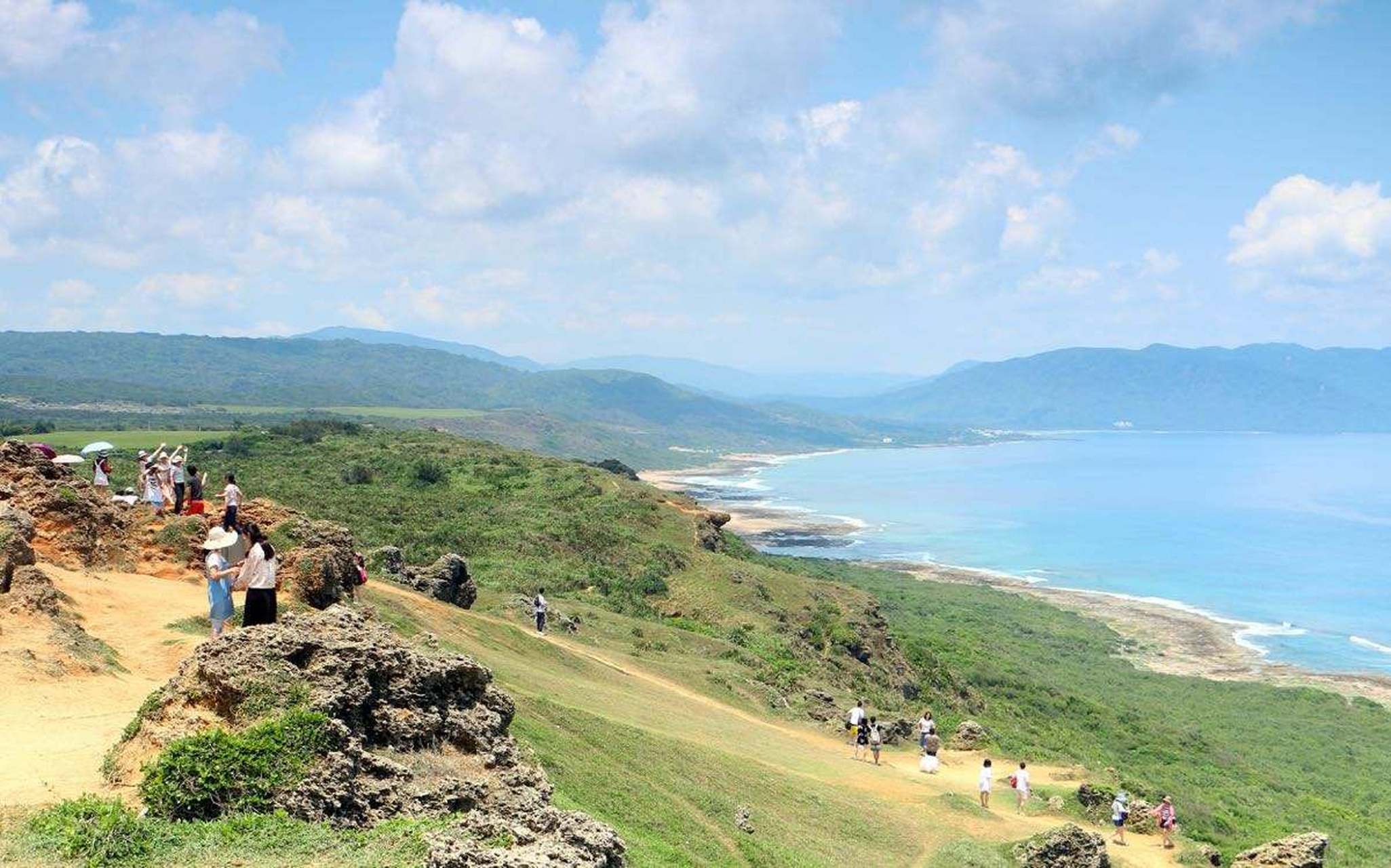 游记# 龙磐公园:龙磐公园在垦丁十大必游景点中是一个视野非常开赖哪