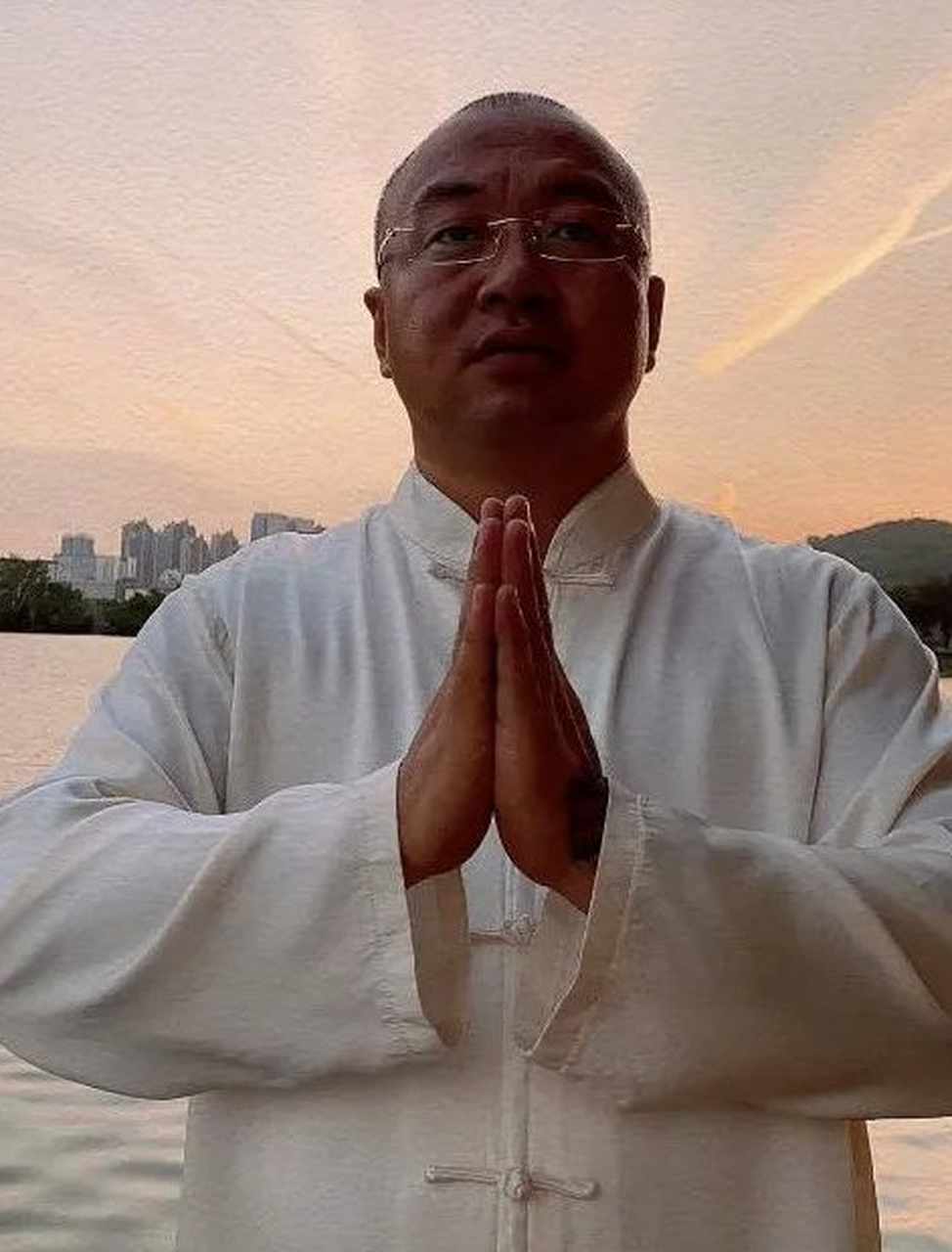 运鸿集团李玉保为实现脱贫攻坚时刻贡献着企业家的力量,运鸿集团