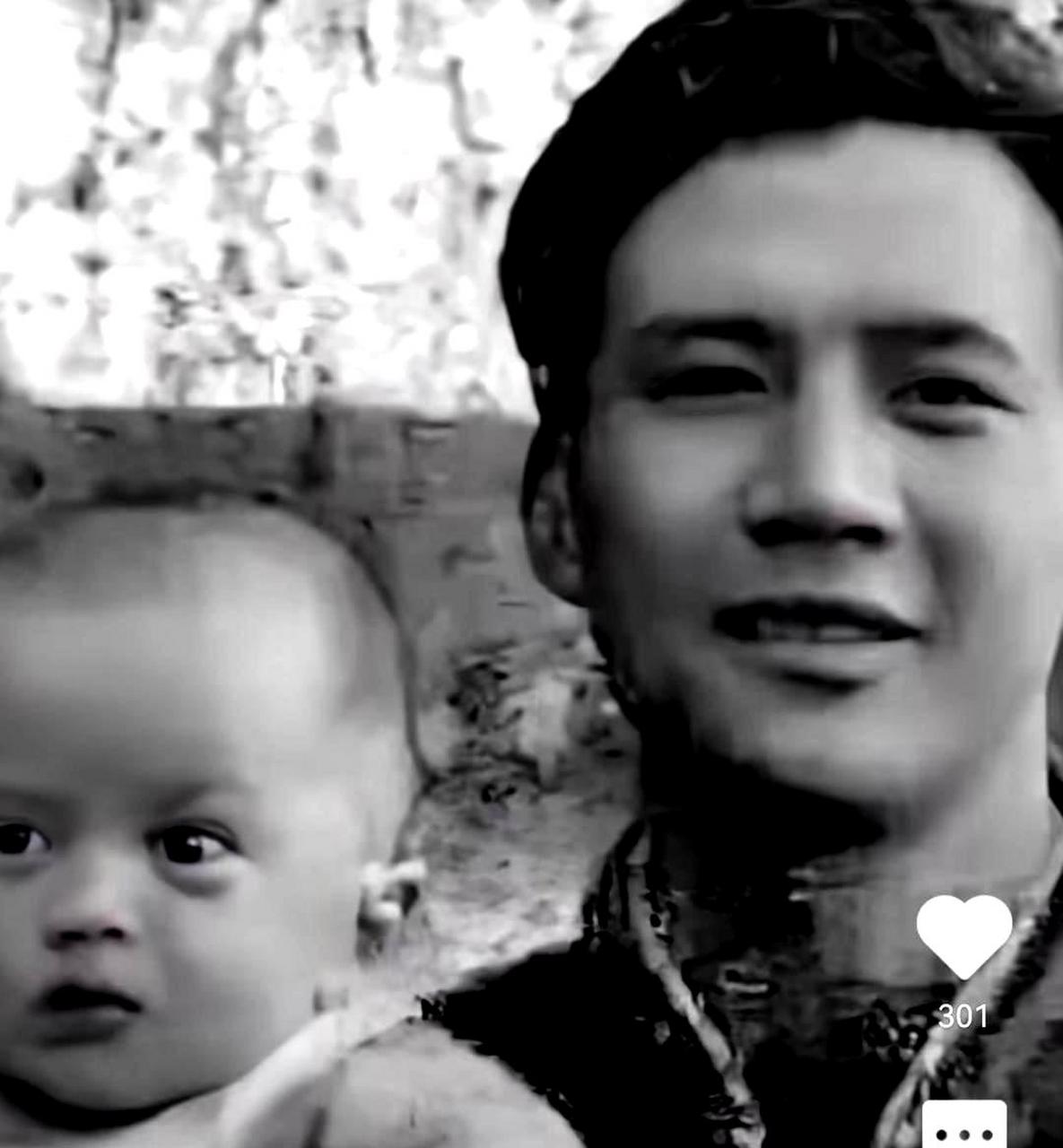 马云的父亲相貌俊秀,因此不必强调颜值优点.