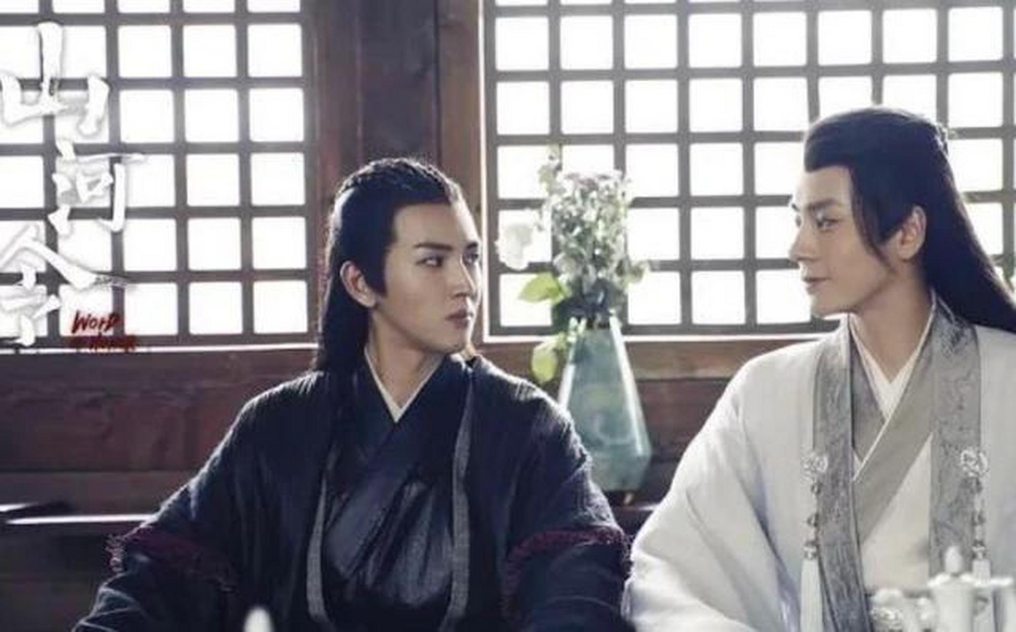 怪不得这位白王看着很眼熟,原来是当年红极一时的《山河令》里的大巫