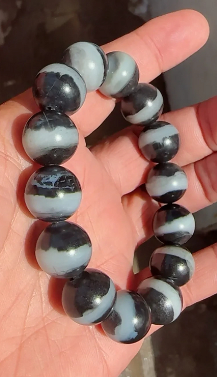 点击头像看直播##和田玉# 青花籽料 一线天 卡14 圆珠手串