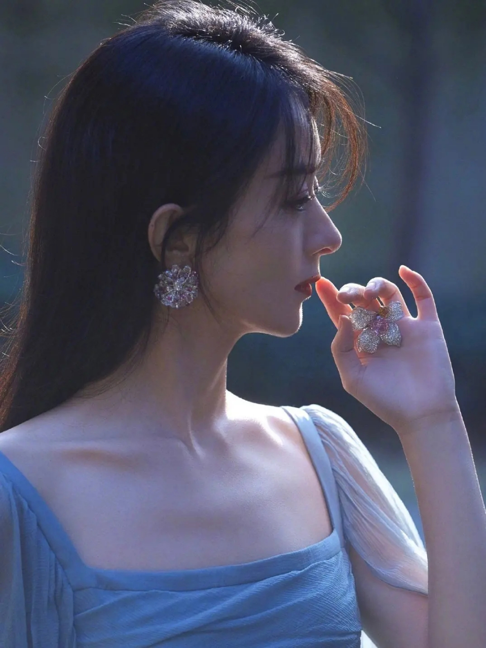 女明星侧脸照,你更喜欢哪一个?