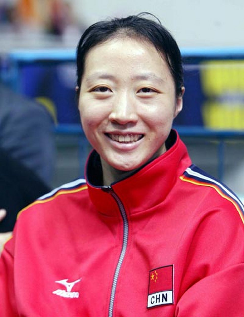 陈静是中国女排替补副攻手.