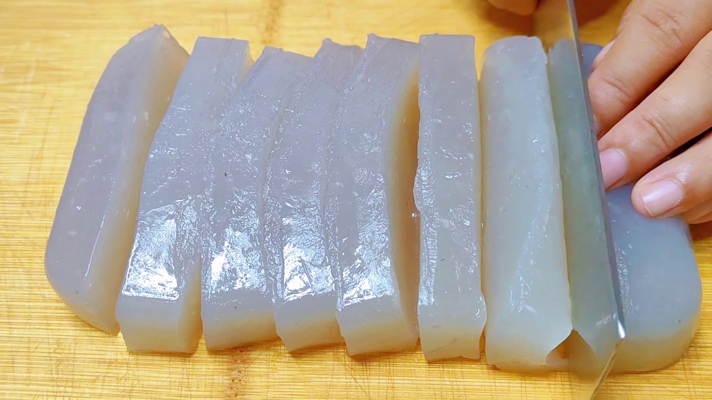 拯救夏天没食欲,今天我们做红薯凉粉,qq弹弹,爽口解暑,消暑祛热,红薯