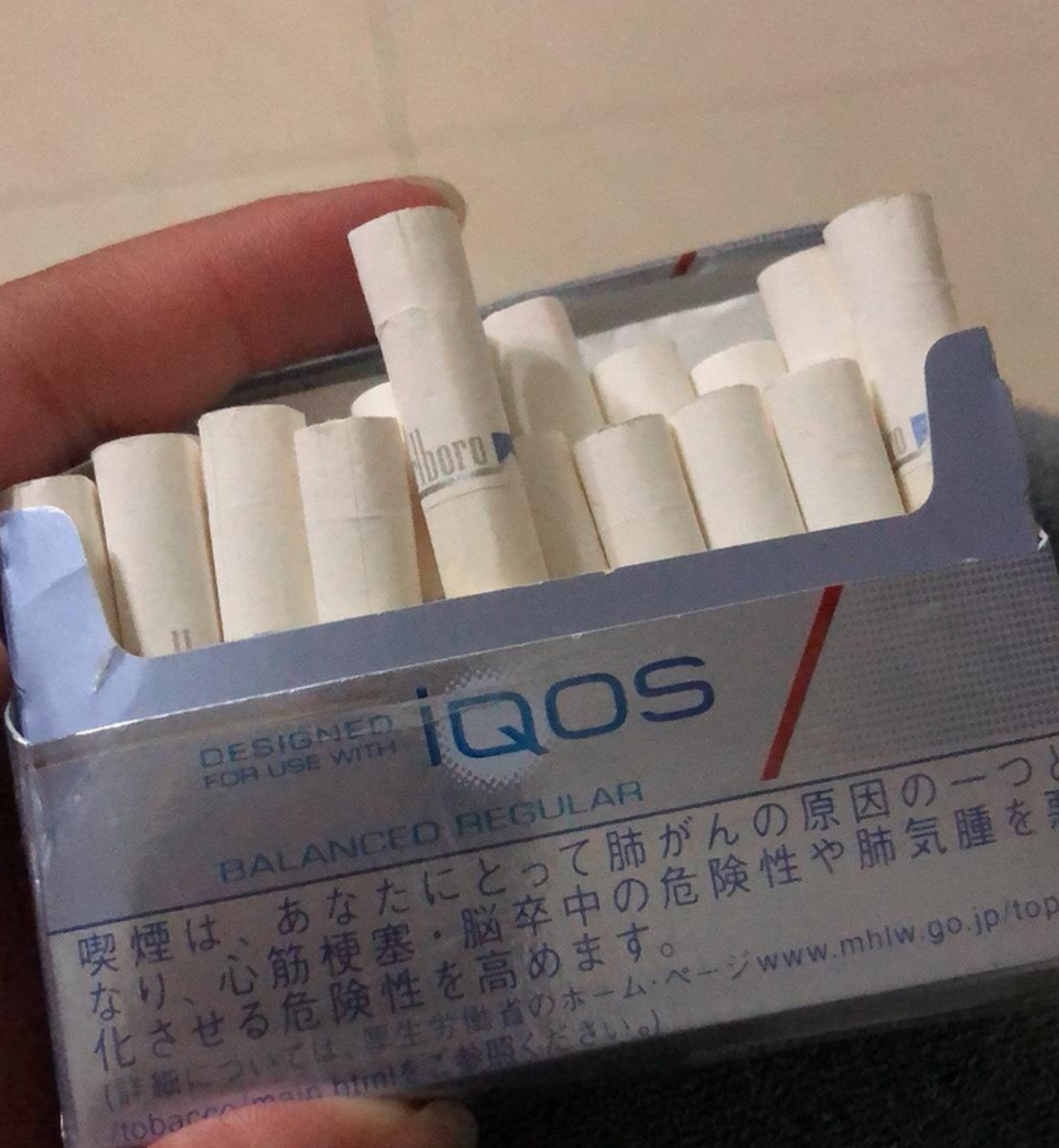 还是第一次见这么短的烟