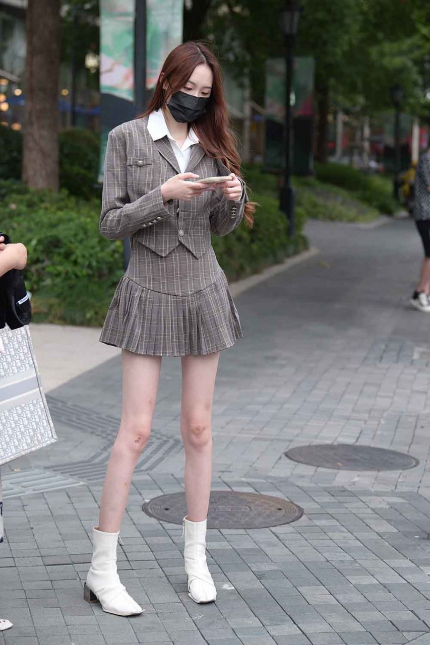 性感腿模高清户外写真