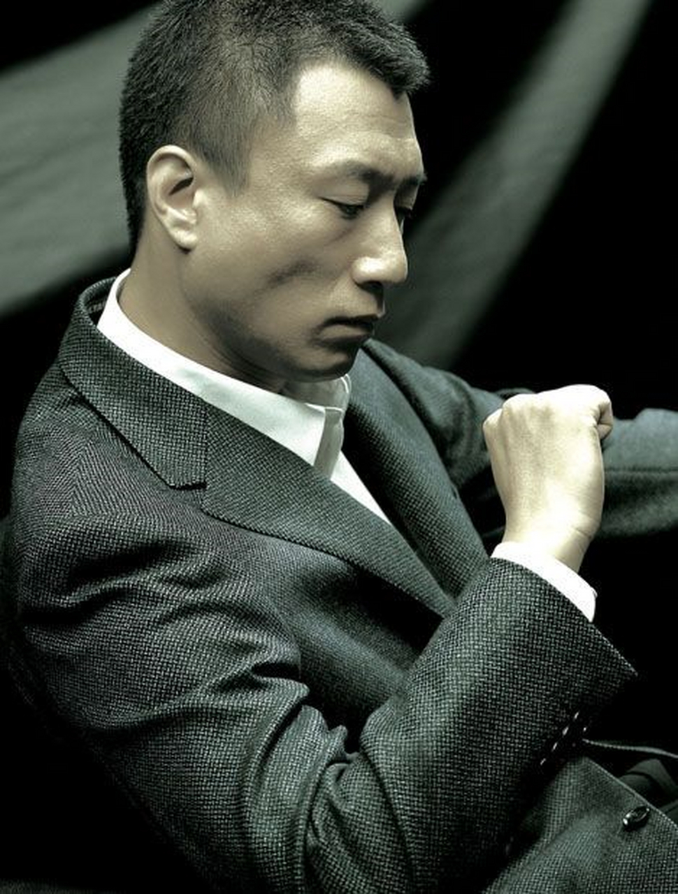 出身在哈尔滨的孙红雷小时候家境特别穷,一家6口人竟