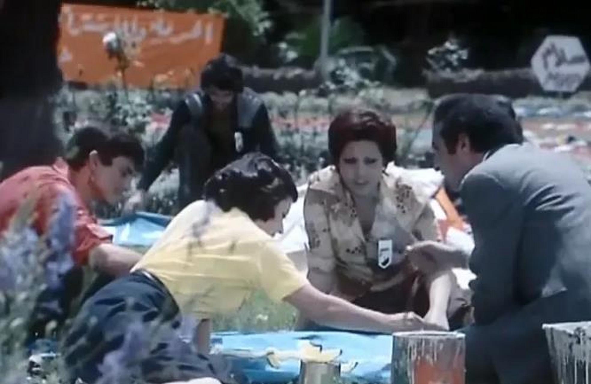难得的埃及老电影《咖啡馆》  埃及电影在国内市场比较少见,1975年