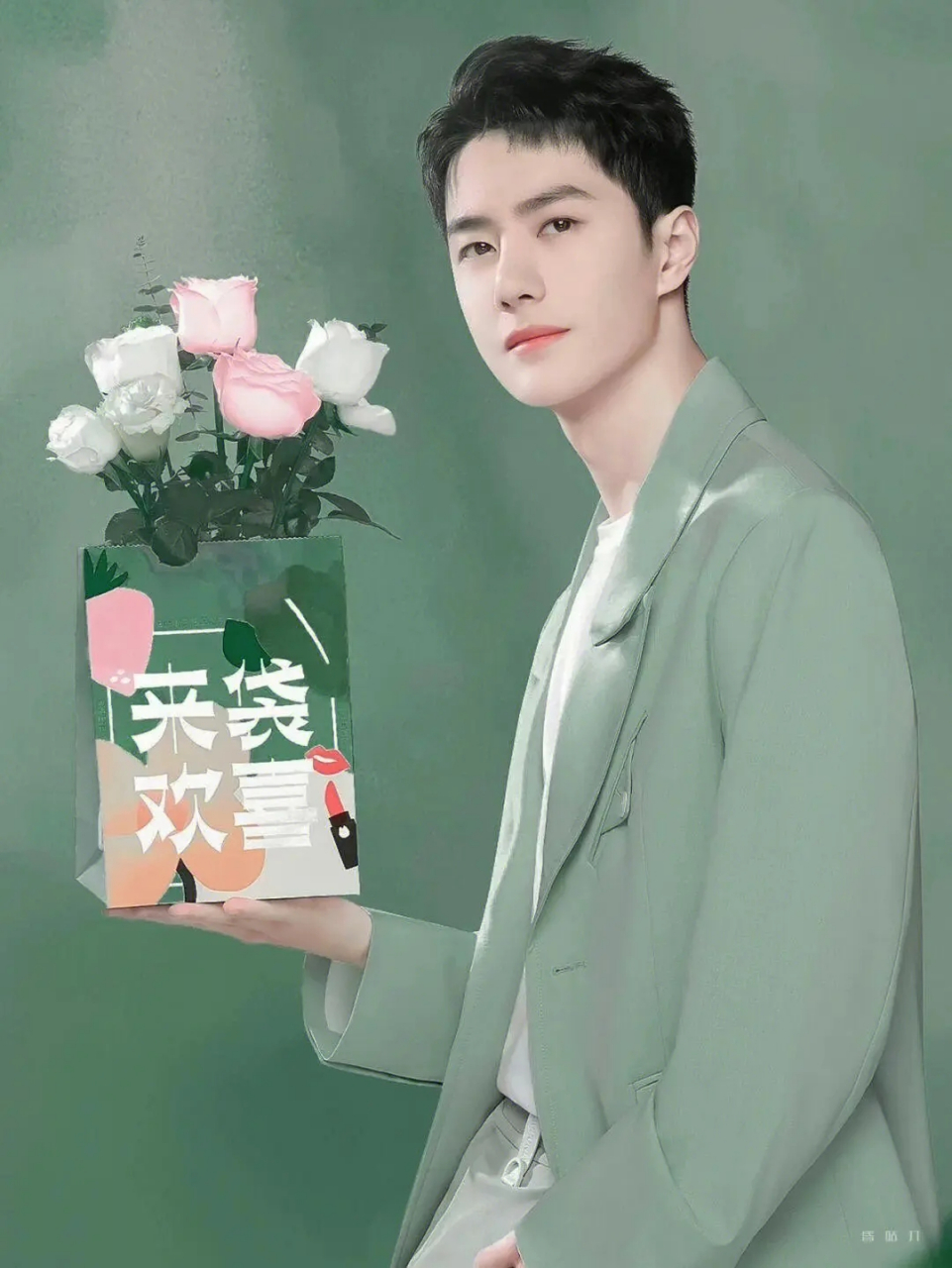 网传王一博即将作为男二出演电视剧《玫瑰故事》,男女主分别是刘亦菲