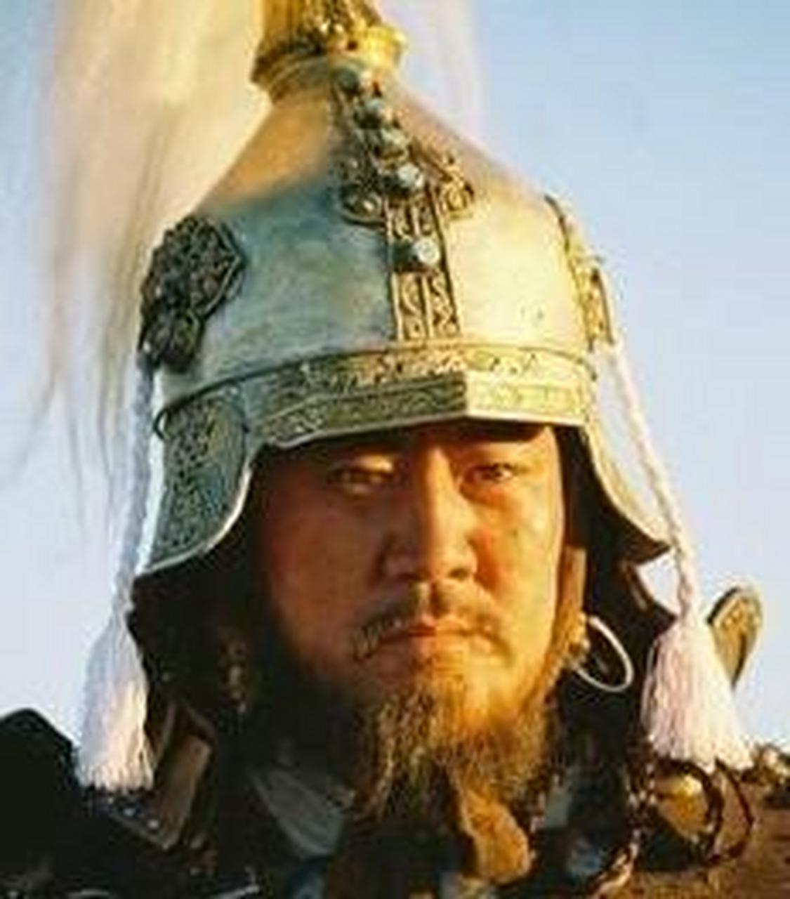 看过电视剧《成吉思汗》的人,都会对巴森饰演的"成吉思汗"印象深刻!