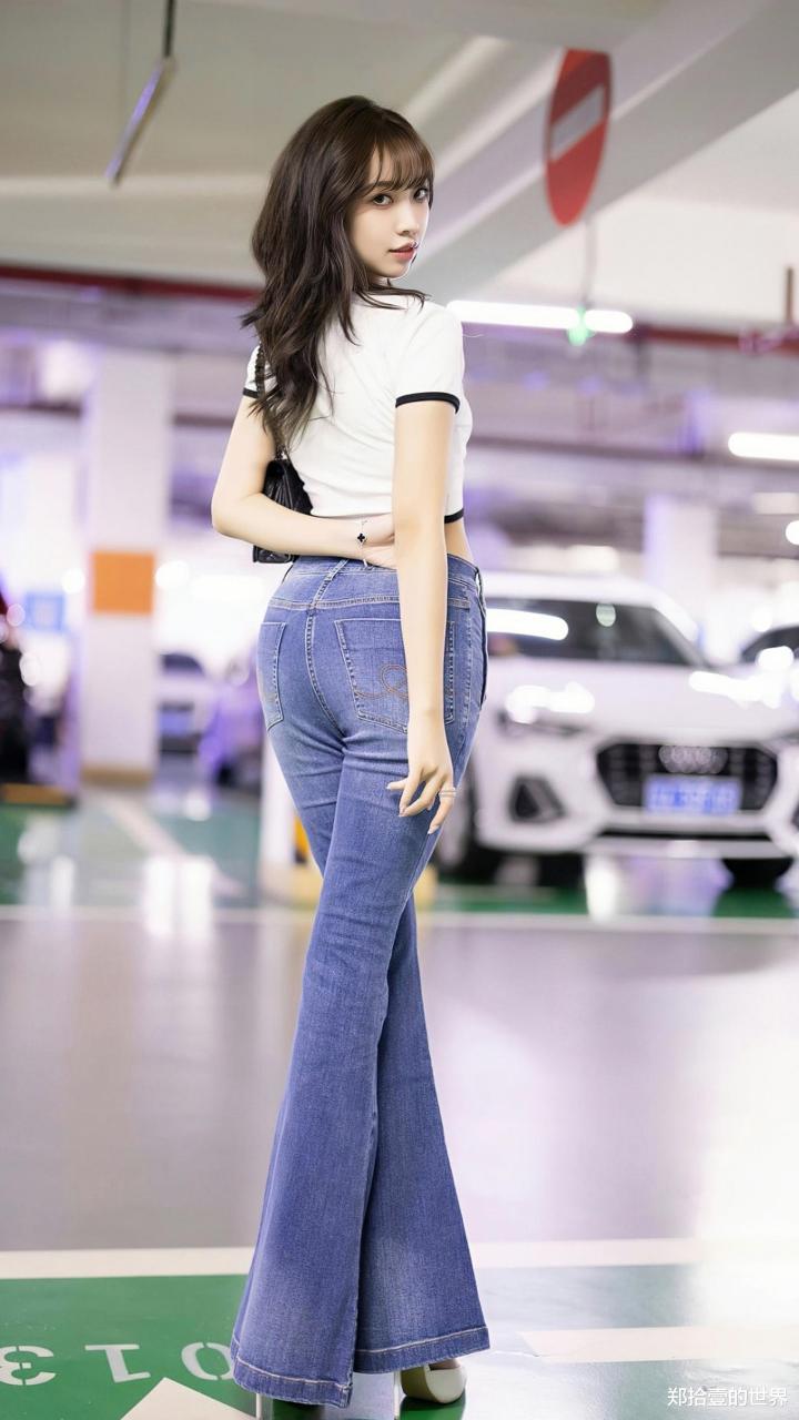 原来长得好看的女生,就算穿普通的牛仔裤配高跟鞋也能很迷人