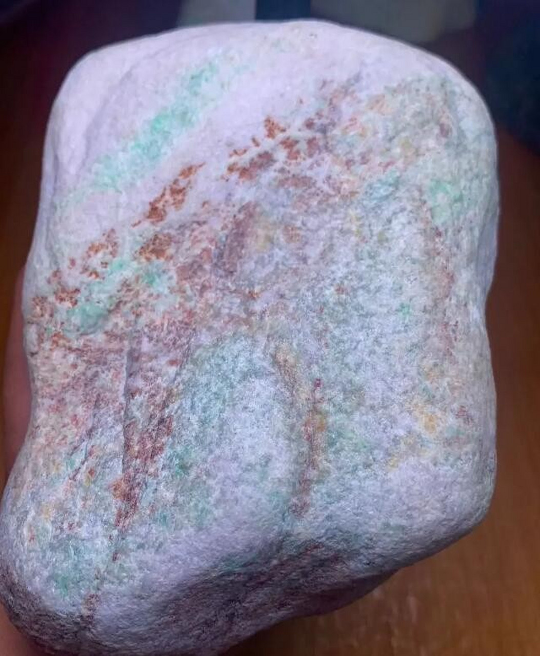 19公斤 木那…春带彩手镯料…料子种老…肉细…打灯冰透…色阳色辣