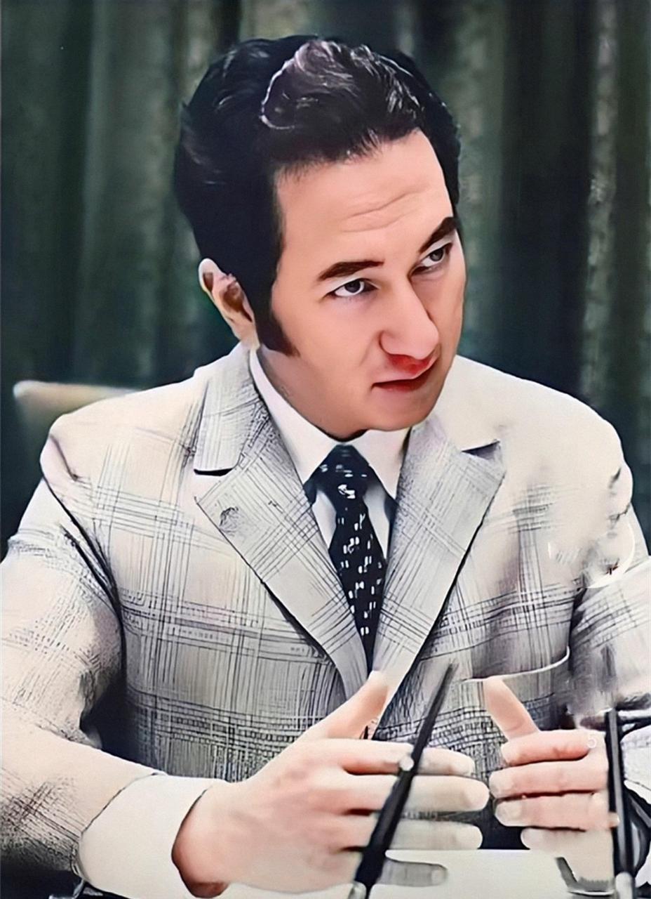 香港四大家族之首何氏家族.