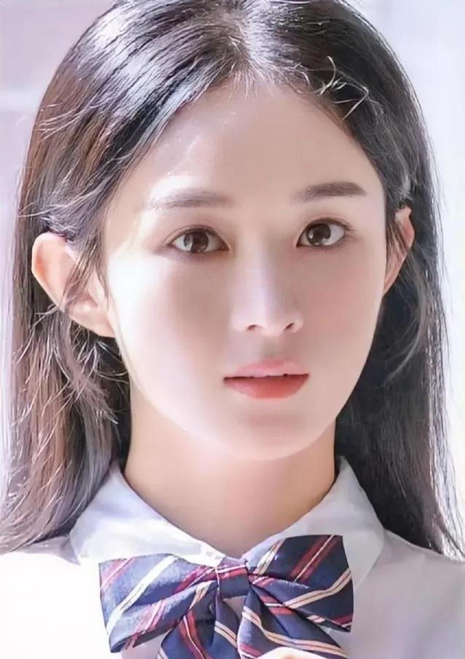 顶流女明星都没有耳垂,而且耳朵形状都很相似,范冰冰,刘亦菲,赵丽颖