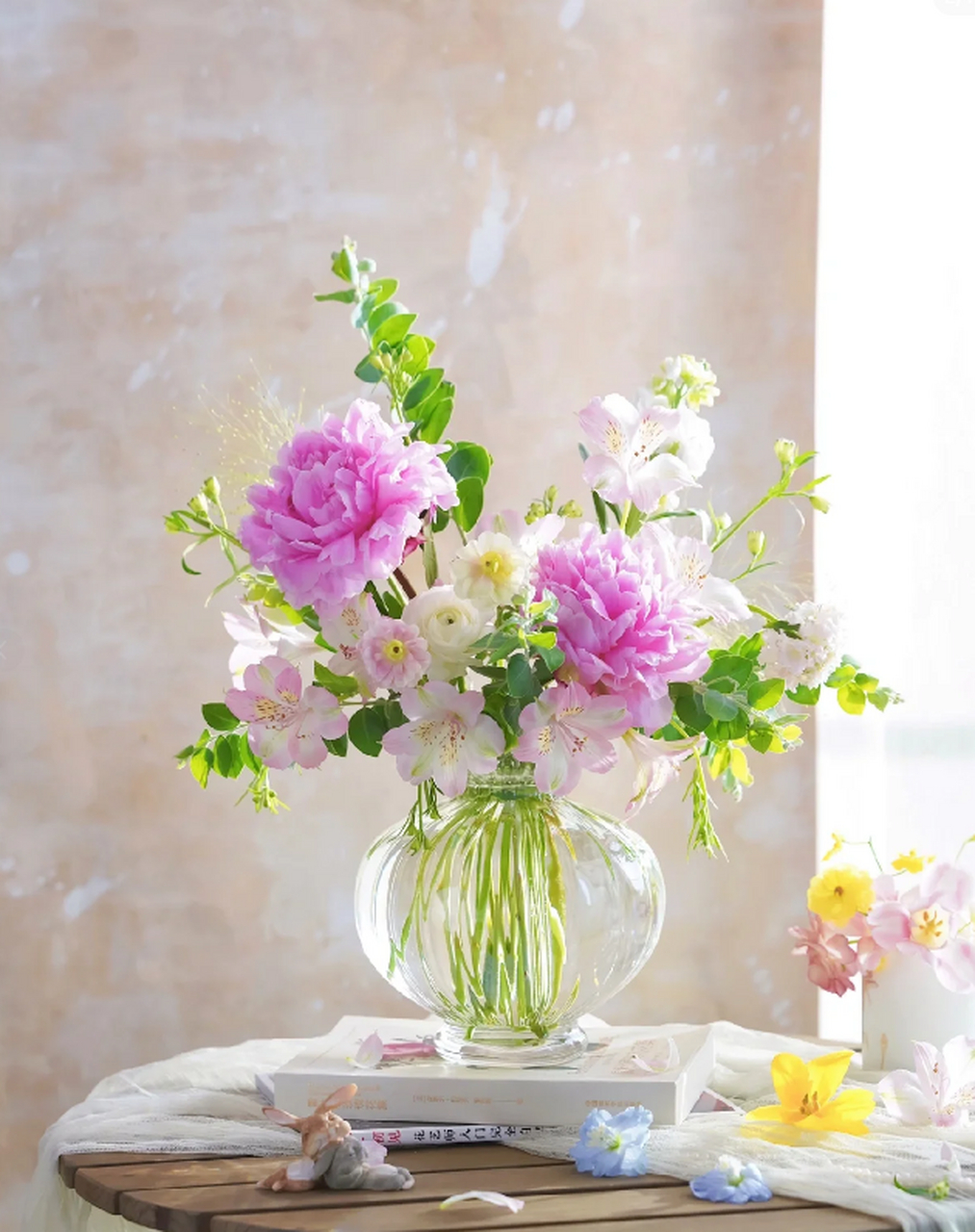 粉色小清新花束 光是一切氛围感的源头 冬天的芍药仍然可以绽放出如此