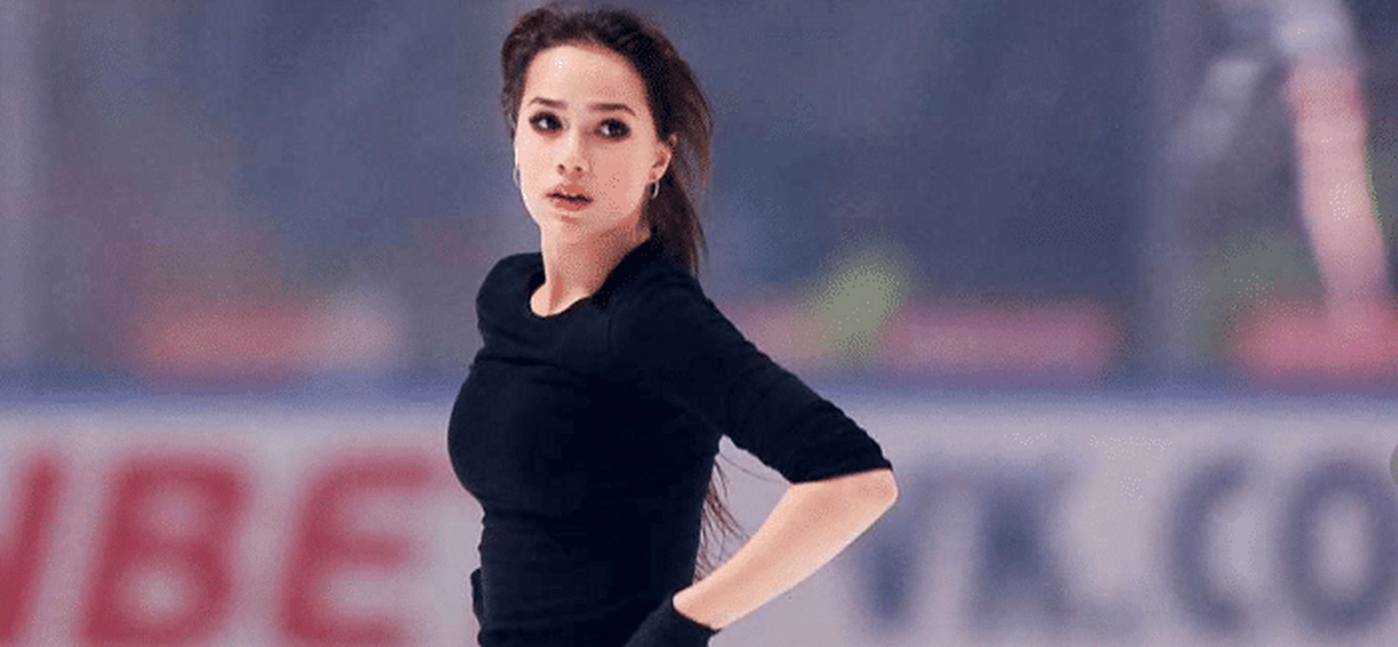 目前,扎吉托娃正在主持节目《冰河世纪》.