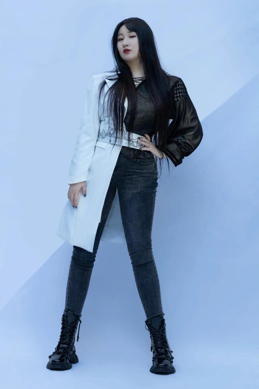 ,多么让人开心的名字!多么有福气的身材!