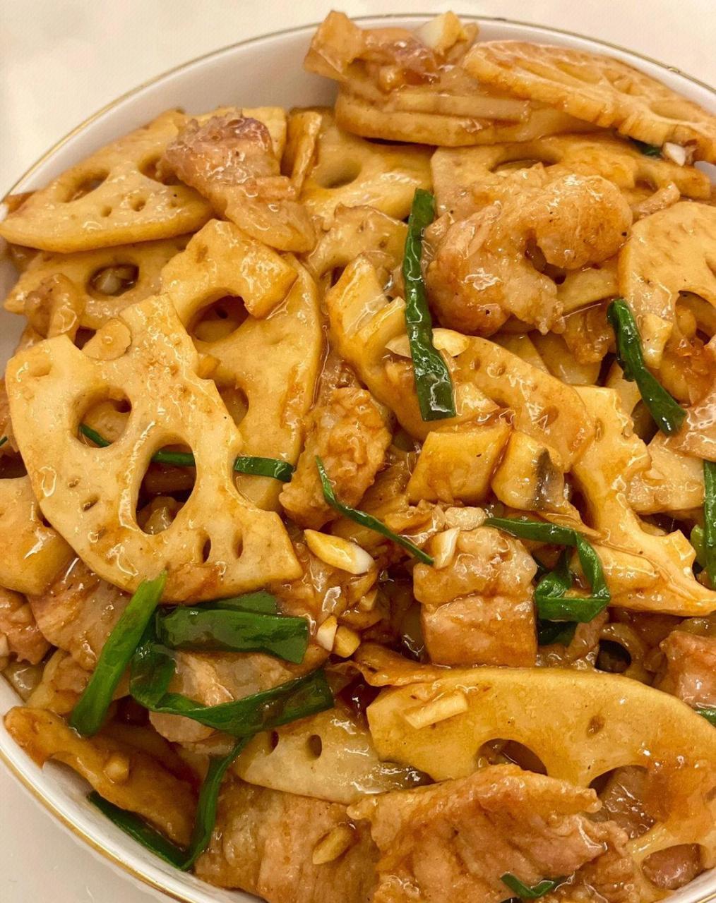 脆莲藕炒肉这样做巨好吃