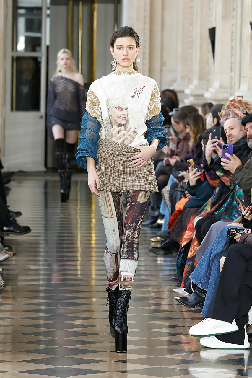妮彩时尚趋势 / vivienne westwood 巴黎时装周秋冬系列包含了过往的