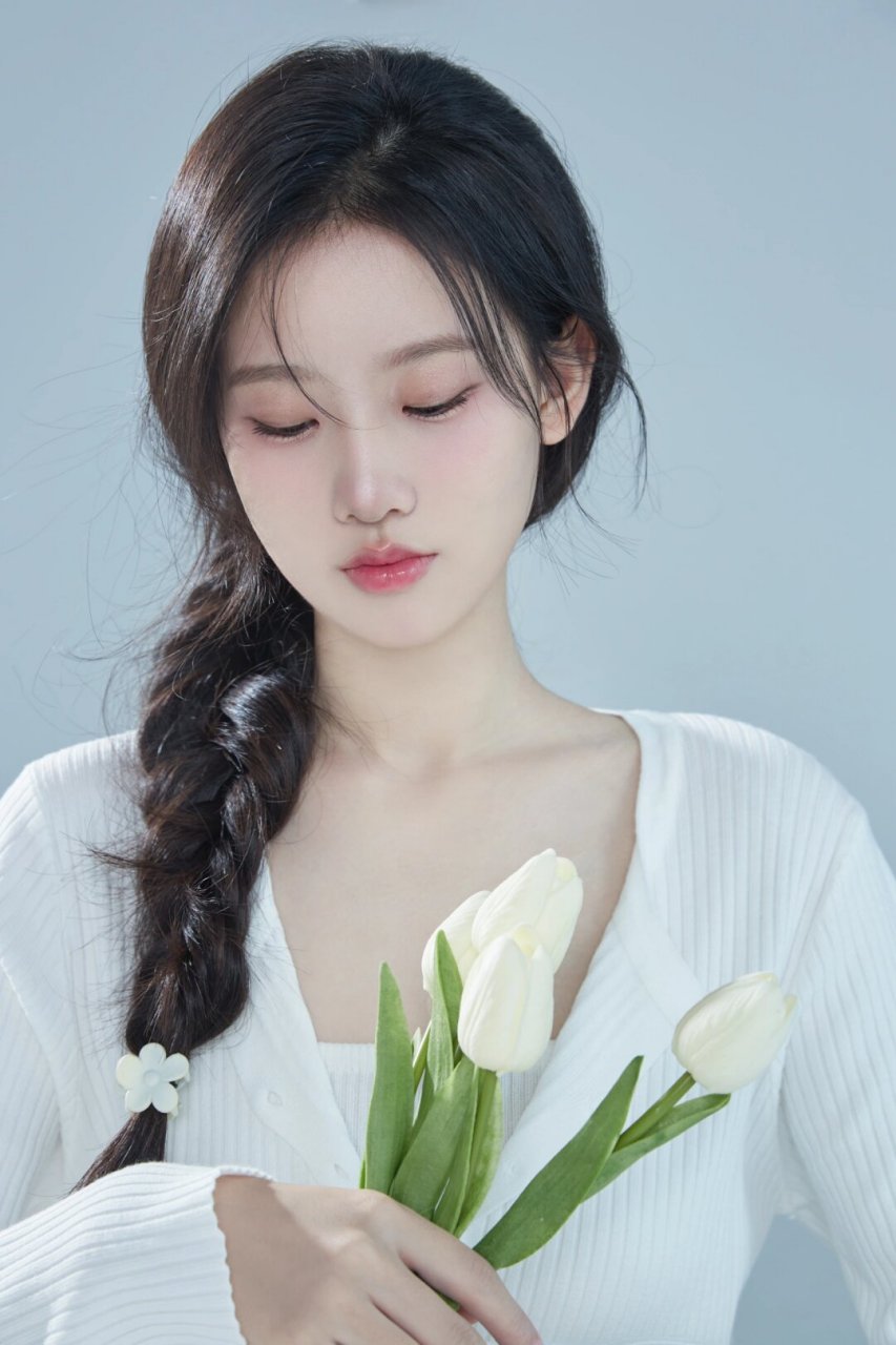 拍一组写真,记录我炙热的17岁,这是在最后的最后留