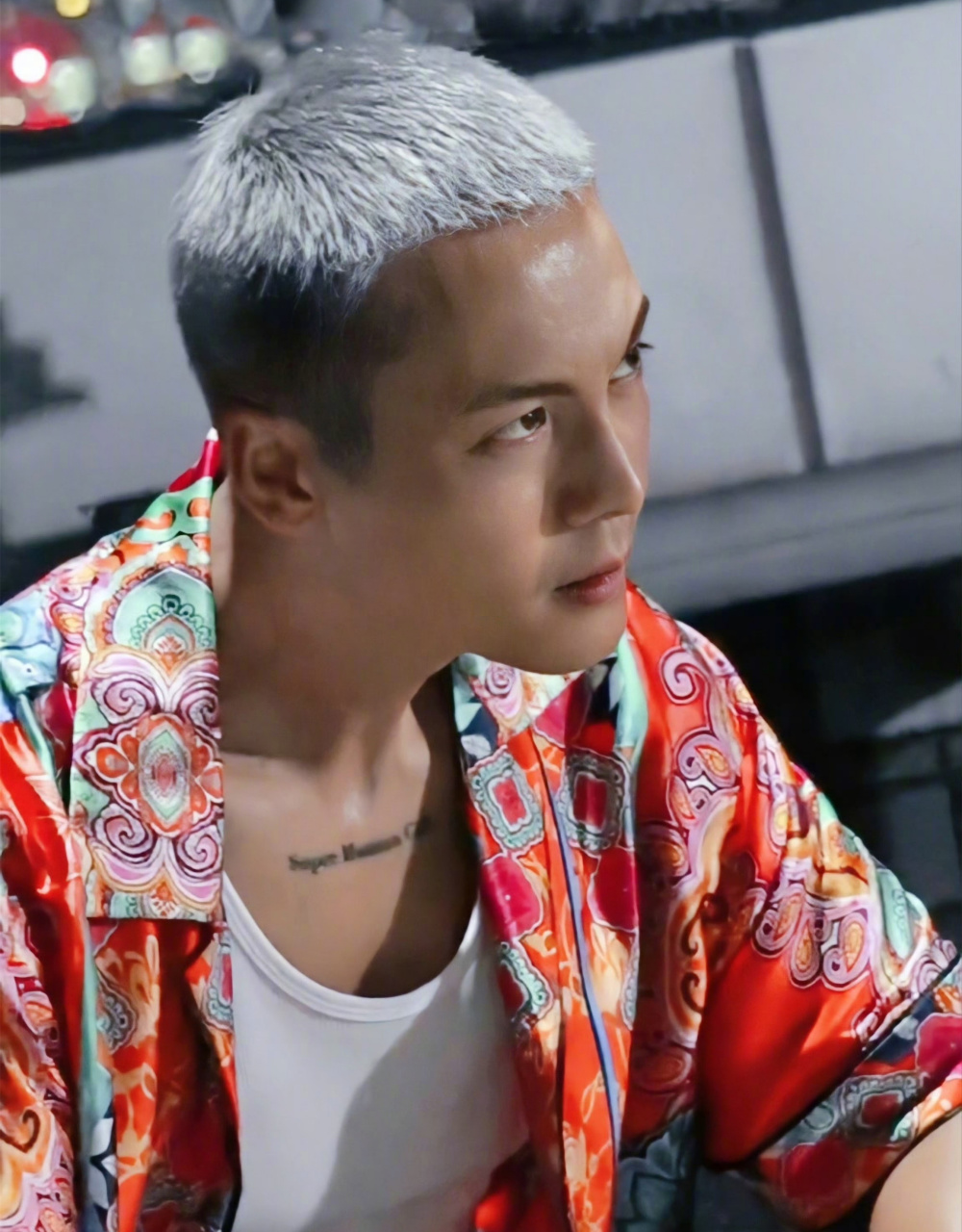 陈伟霆新电影造型曝光!