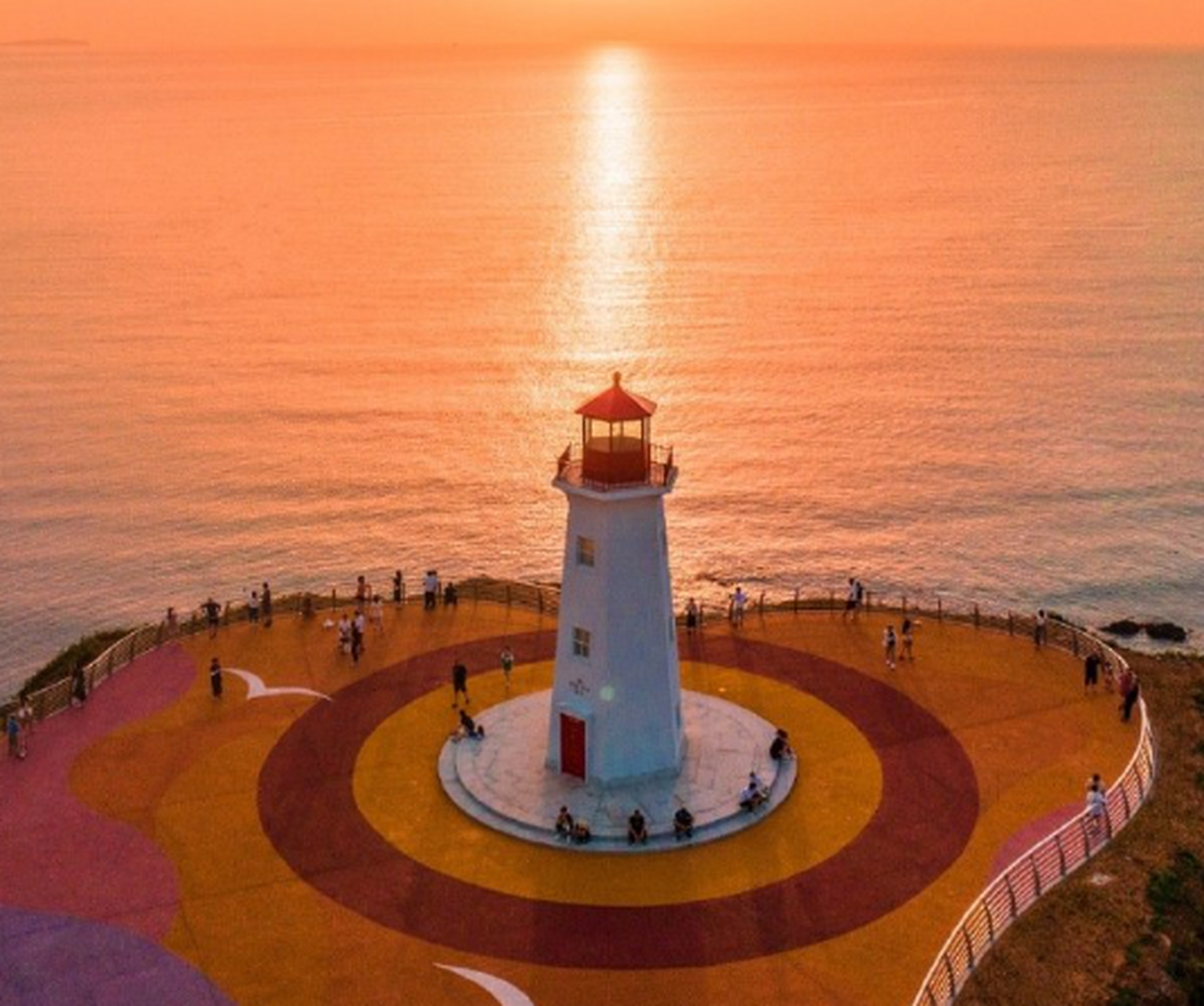 09:导航至羊圈子村(或者百航山庄),建议自驾,距离大连城区约40分钟