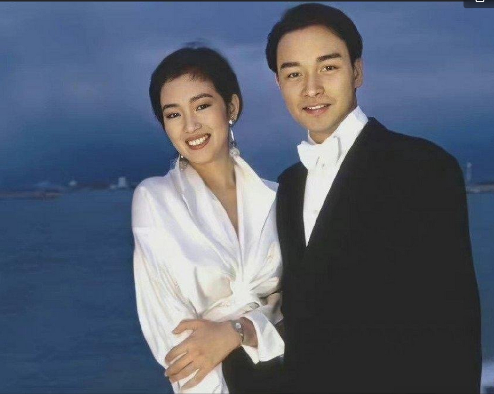 张国荣与好友合影,你认识几个评论区说说哦! 676767