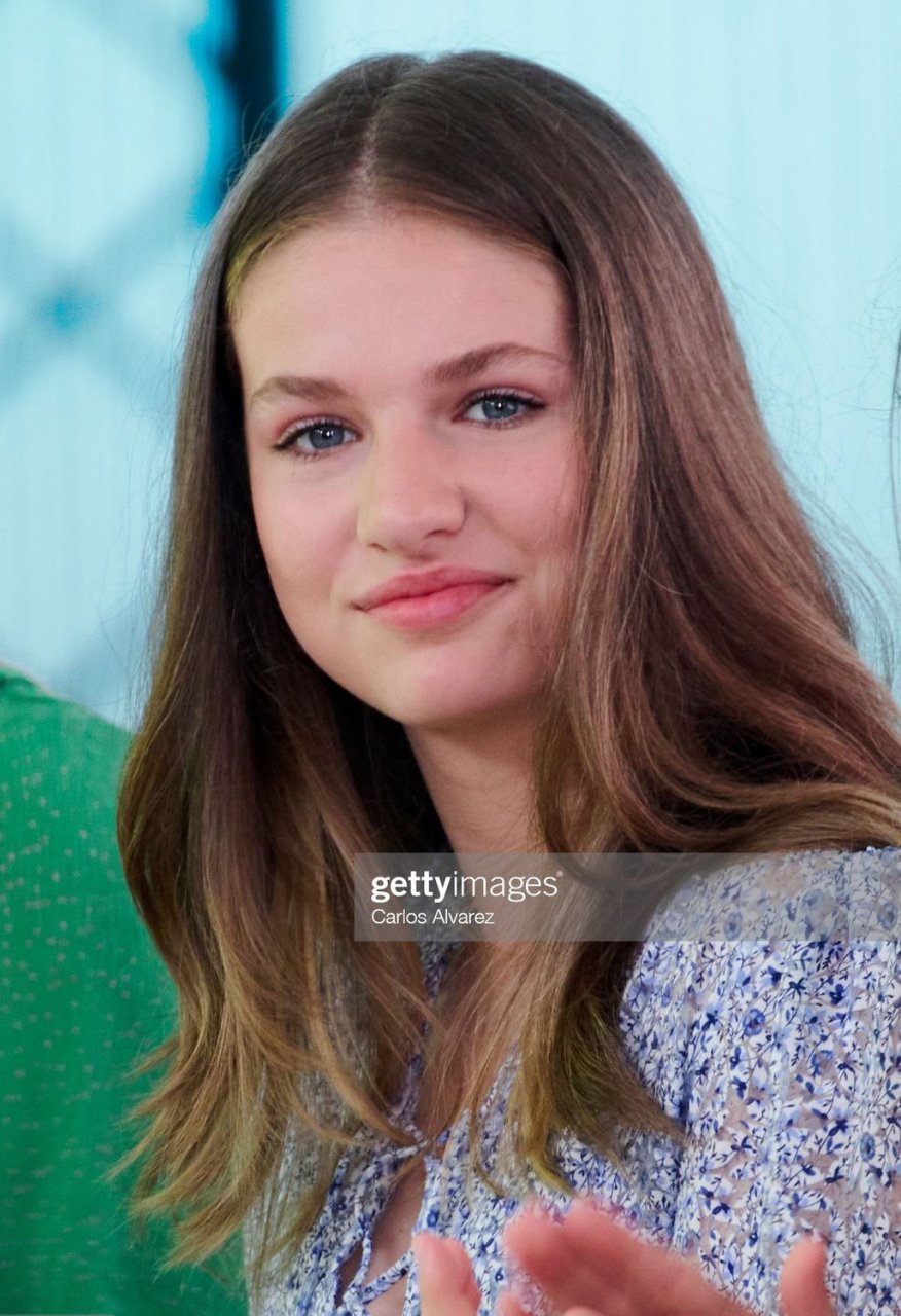 有童鞋说西班牙莱昂诺尔公主和比利时女王储伊丽莎白莫名撞脸,我在