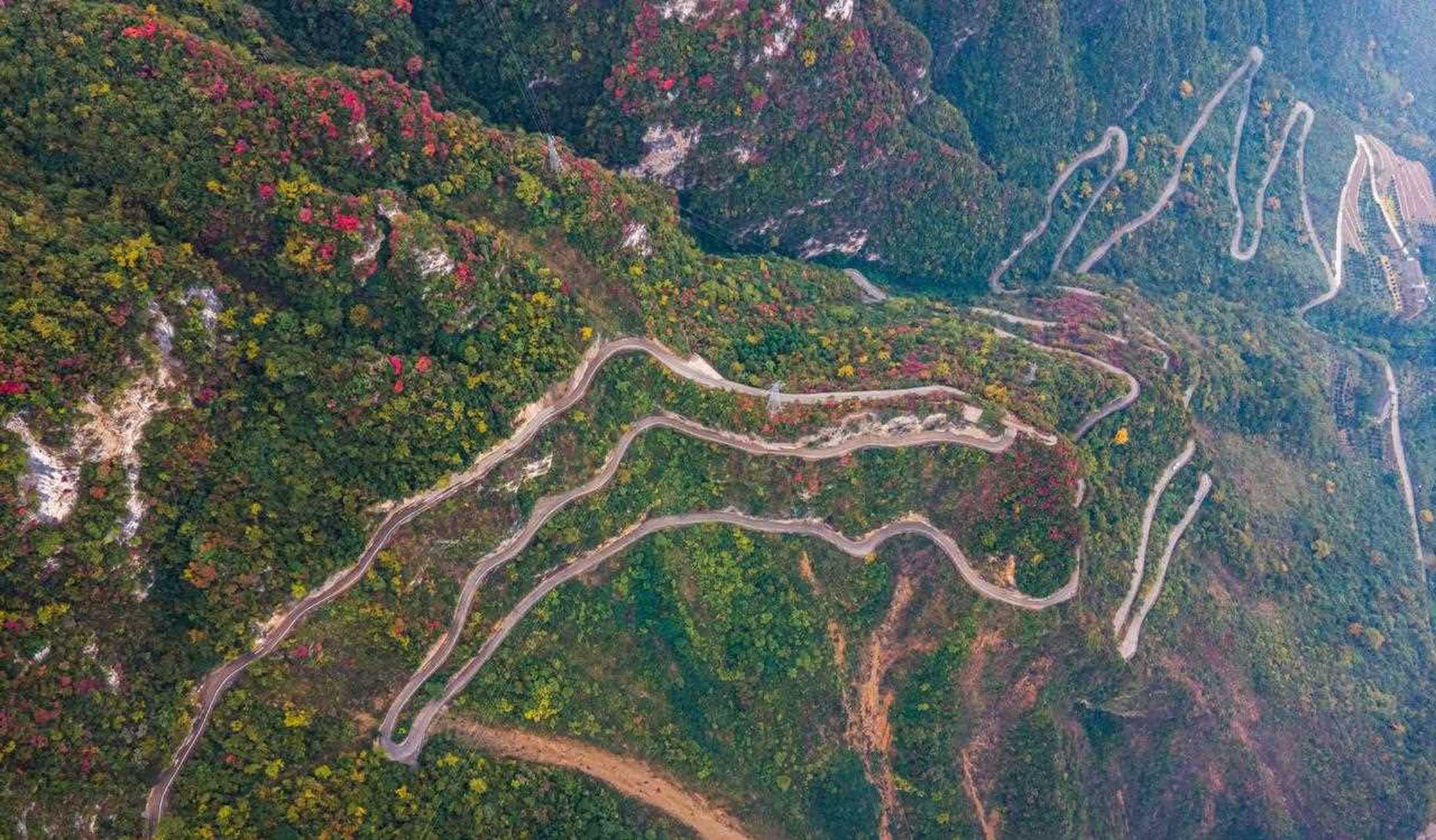 巫山县下庄村天路图片图片