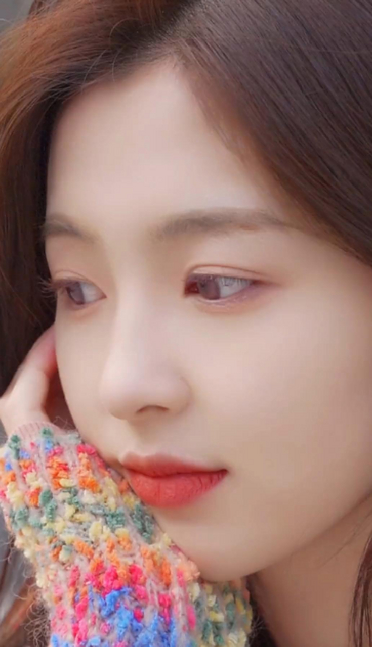 这或许就是部分男生心中的白月光吧  #清纯美女# #绝色美女