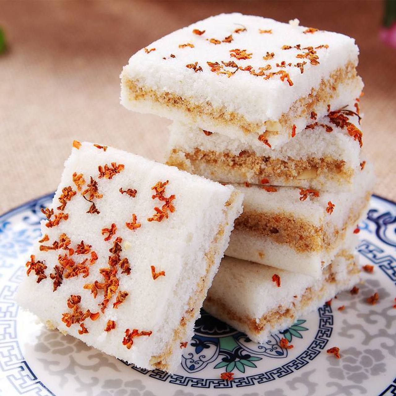 95桂花糕是一种以桂花香味为主的传统糕点,它在中国南方地区特别