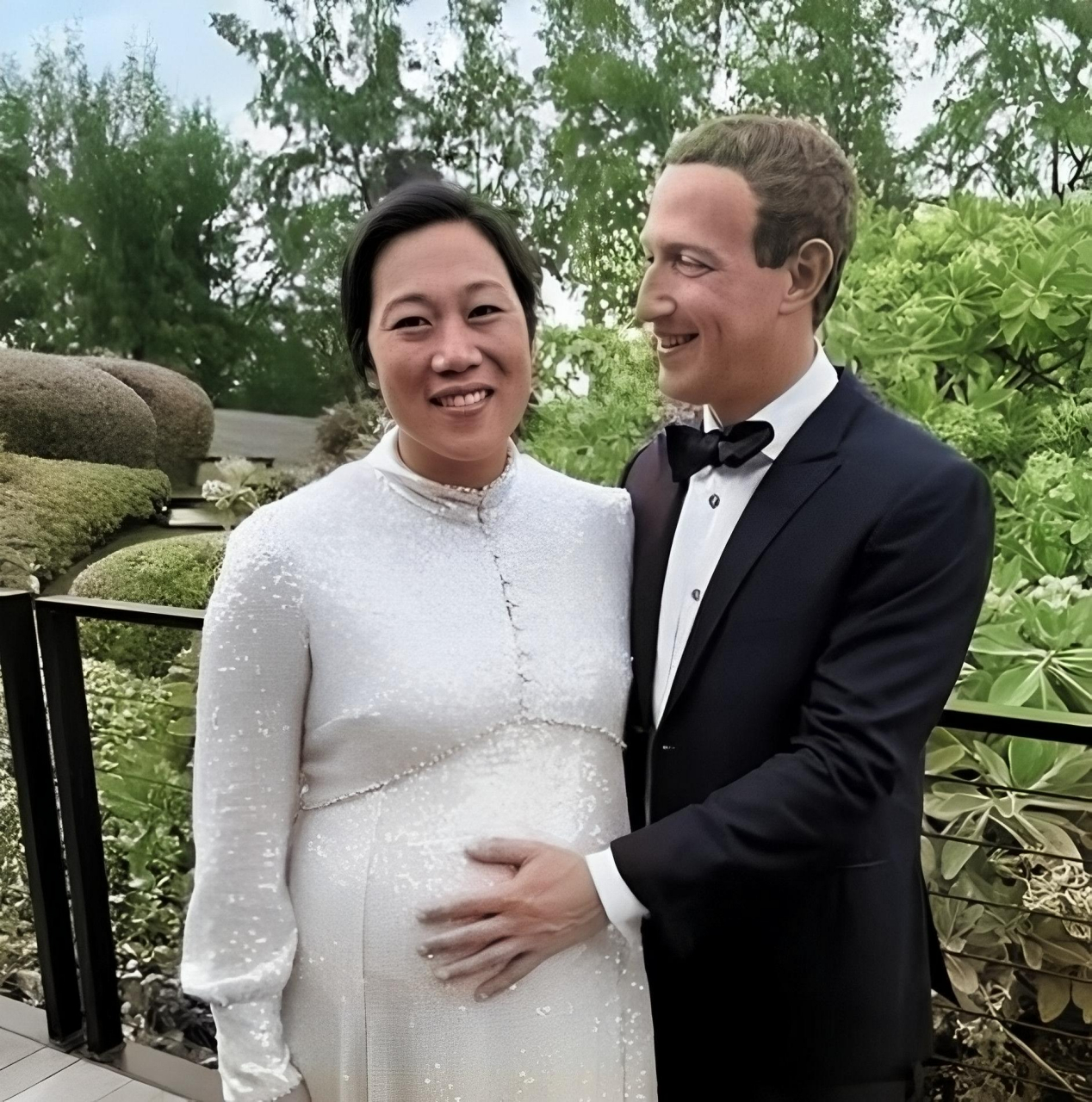 扎克伯格老婆仇华图片