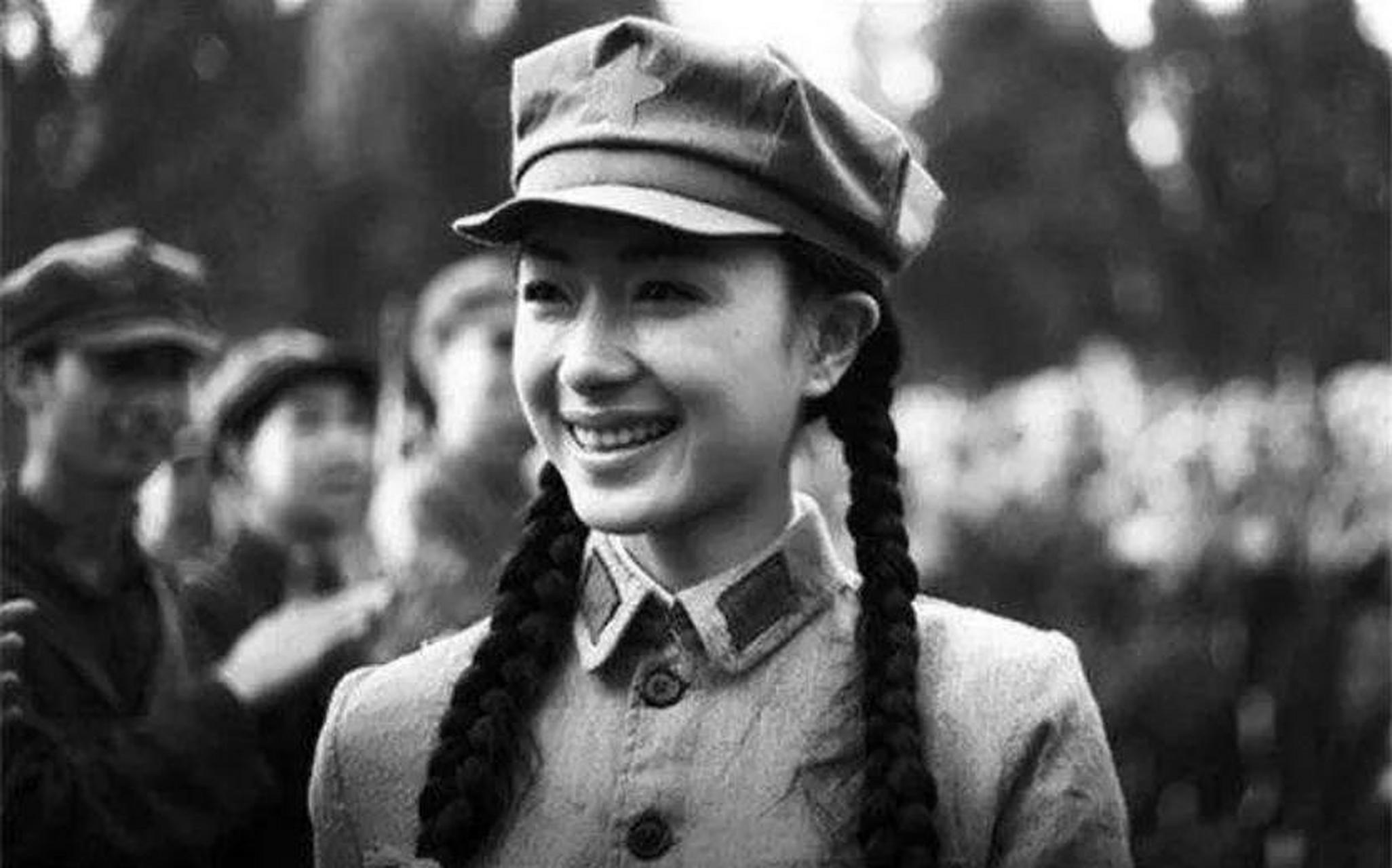 1936年,红军女团长王泉媛被马家军俘虏后,沦为敌人侍妾,从此与丈夫
