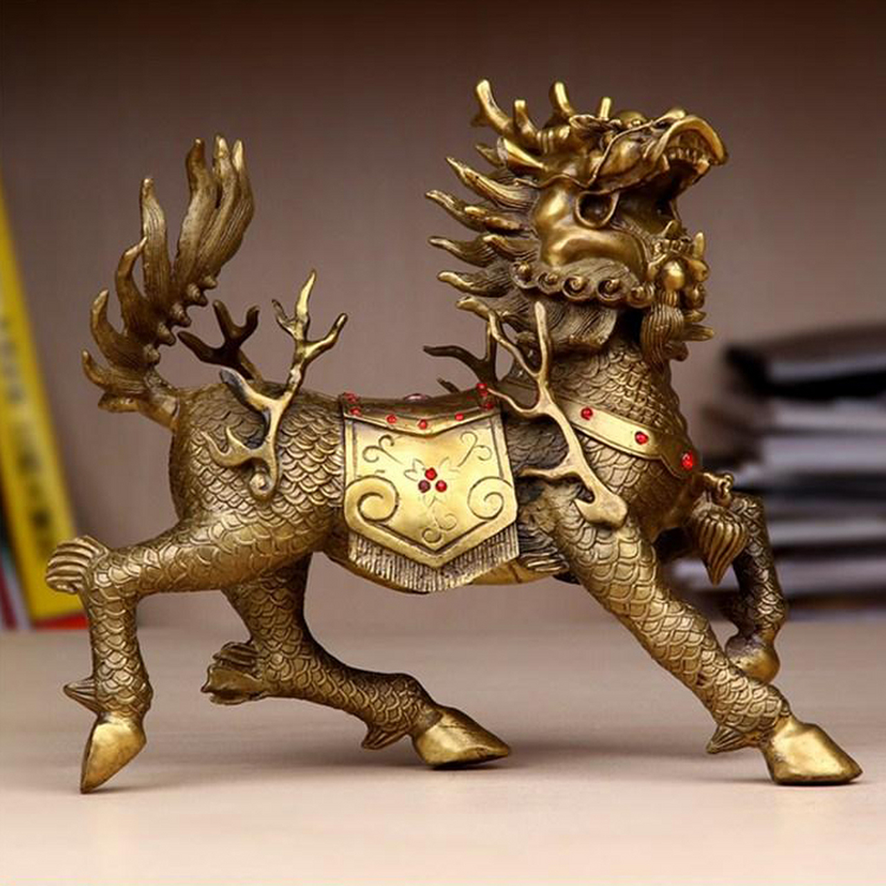 风水铜麒麟雕塑 招财镇宅麒麟摆件 公司,办公室,书房工艺品摆件 可来