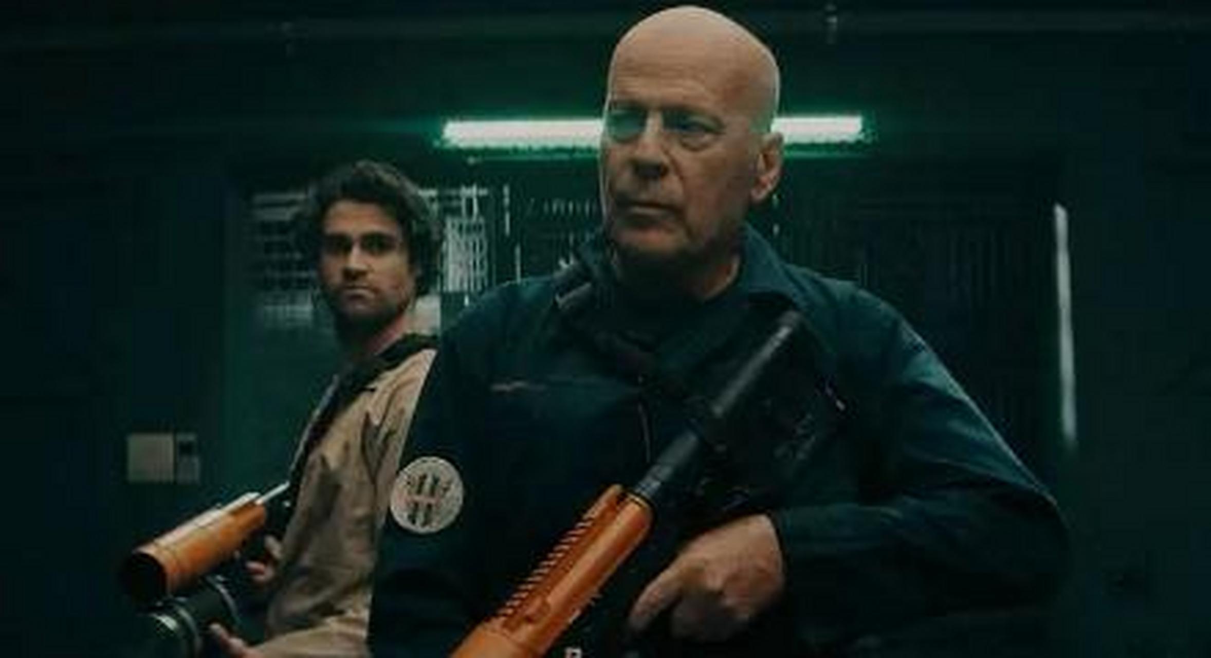 65岁的布鲁斯威利斯再次出山,新片《异星危机》将于今年12月18日上线