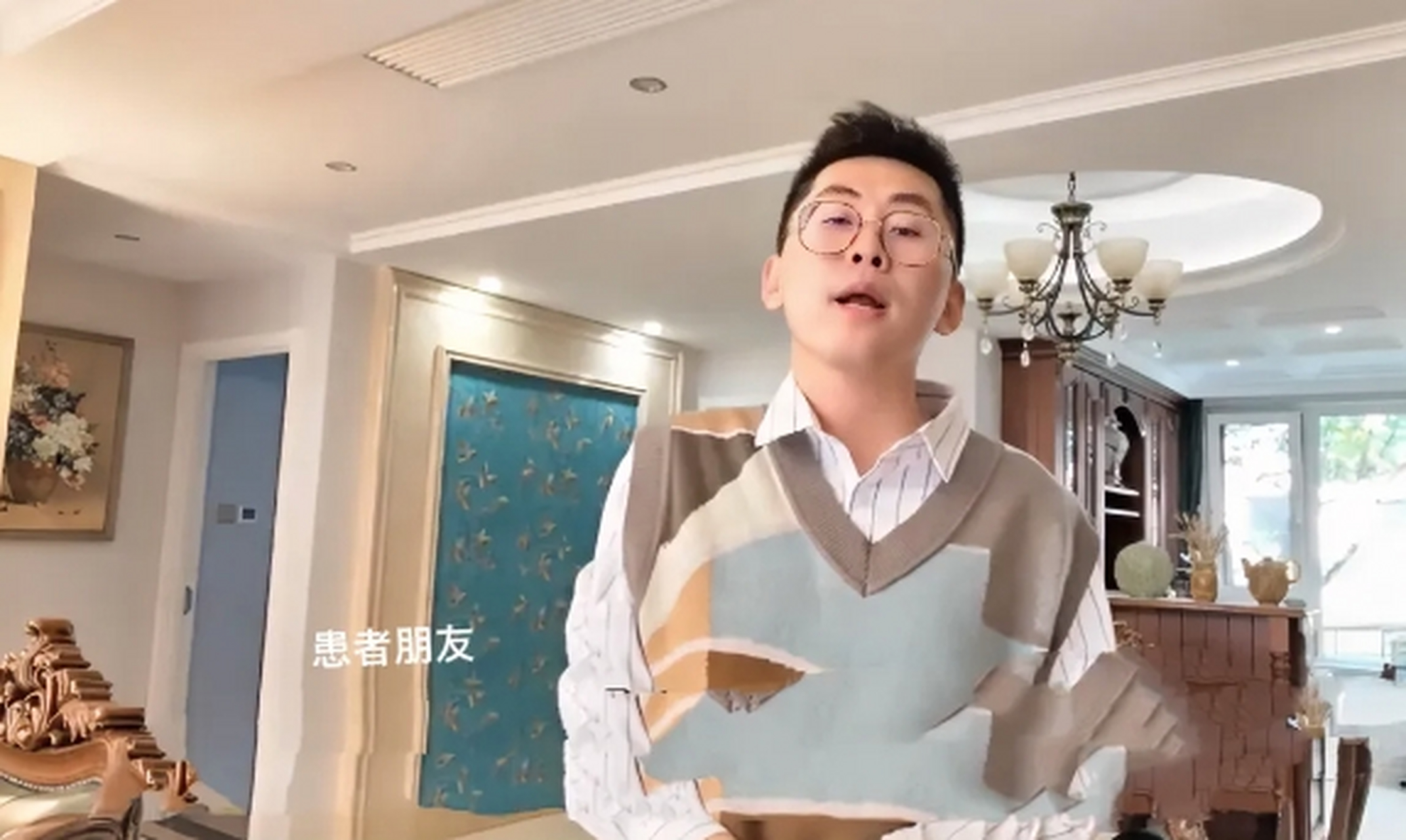 引发网友关注感慨  近日,博主大连老湿王博文分享他的30岁的朋友癌症