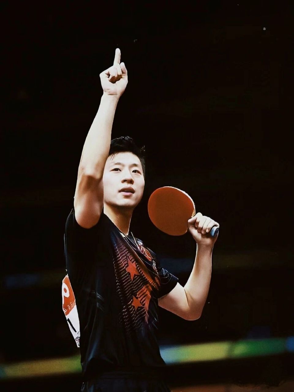 乒乓球明星马龙  马龙,中国乒乓球运动员,教练员,出生于辽宁省鞍山市