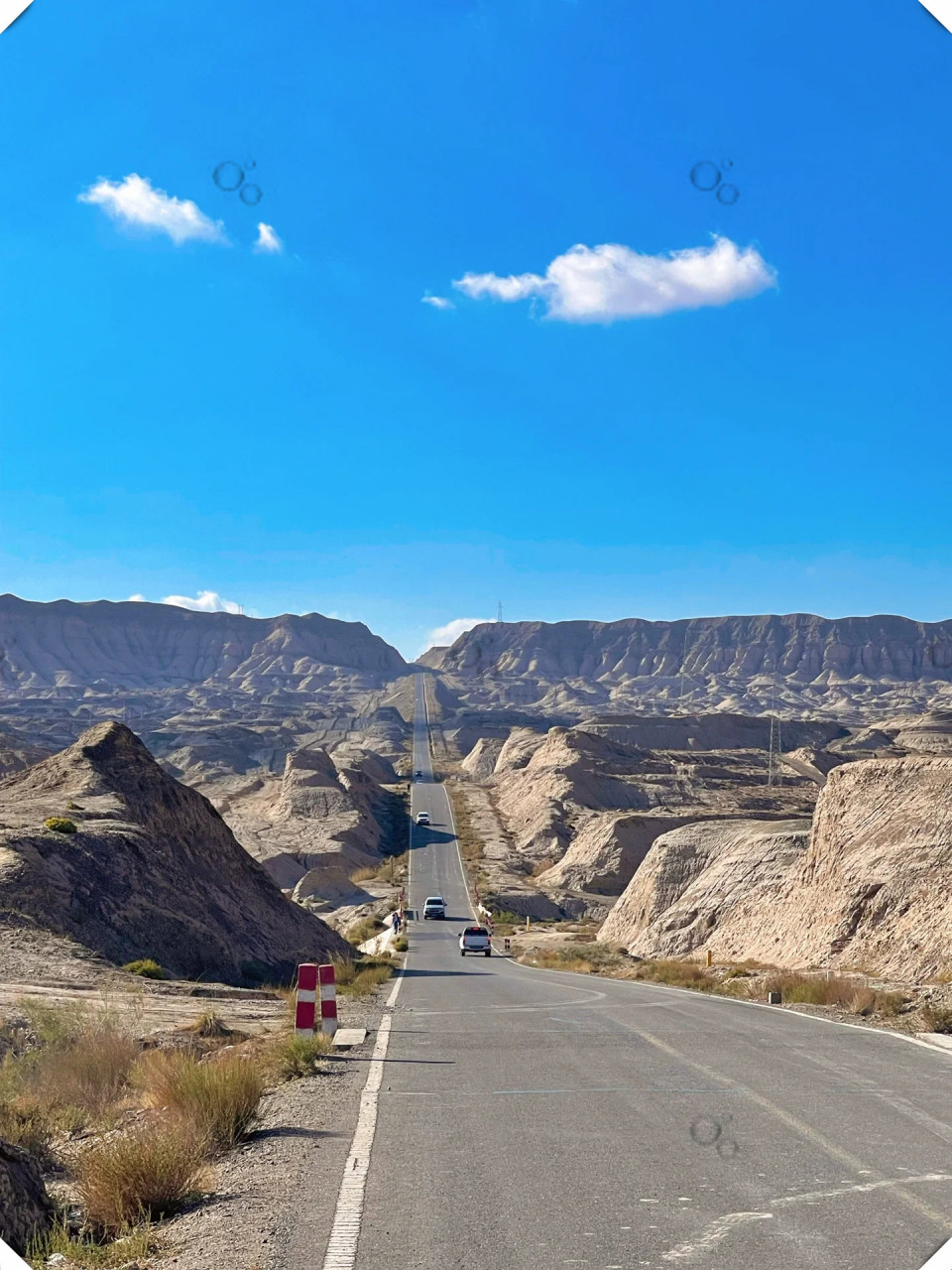 轮克公路媲美美国66号公路  独库公路附近的轮克公路,绝对是一条让人