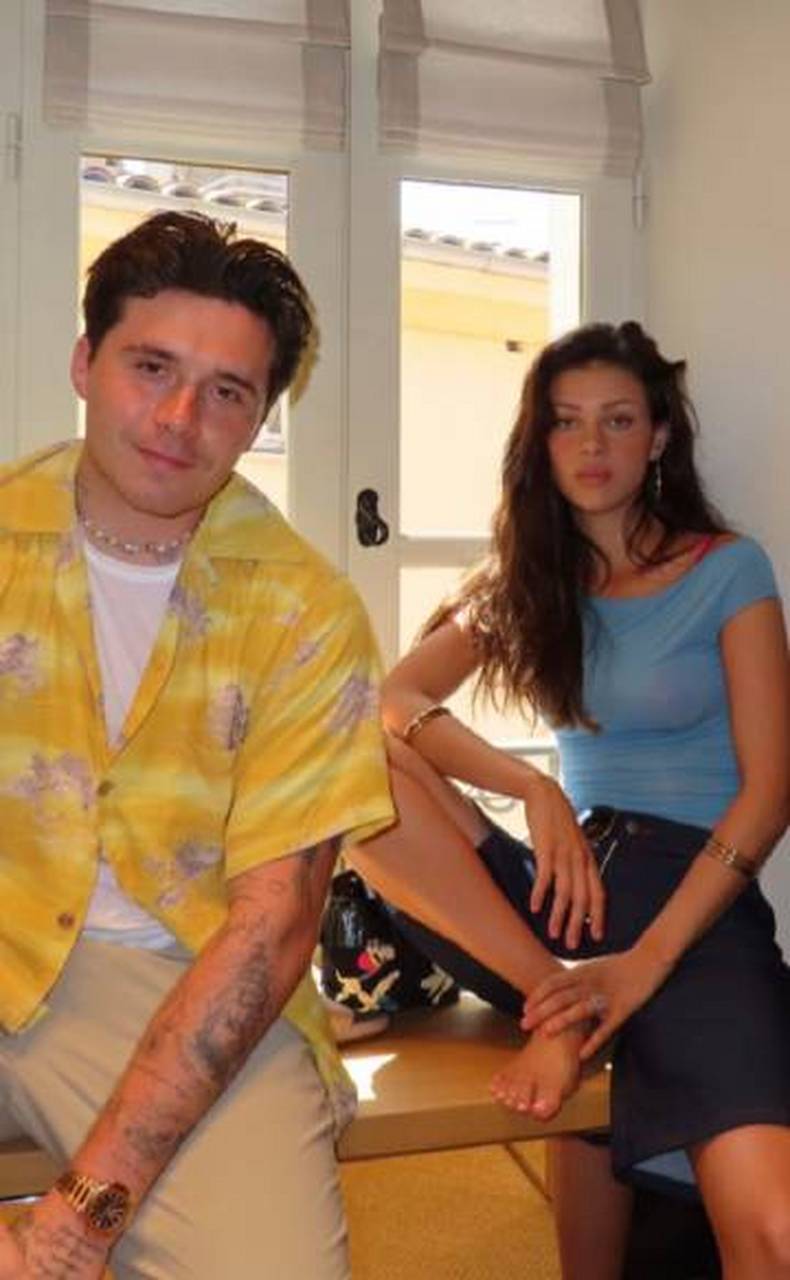 布鲁克林贝克汉姆和老婆 nicolapeltz一家出海度假!