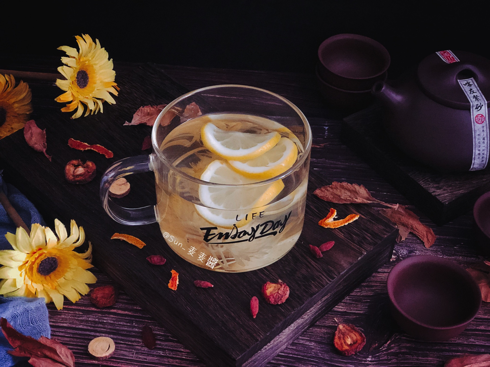 菊花和柠檬可以一起泡茶吗柠檬菊花茶的功效与作用"高效优质"-第1张