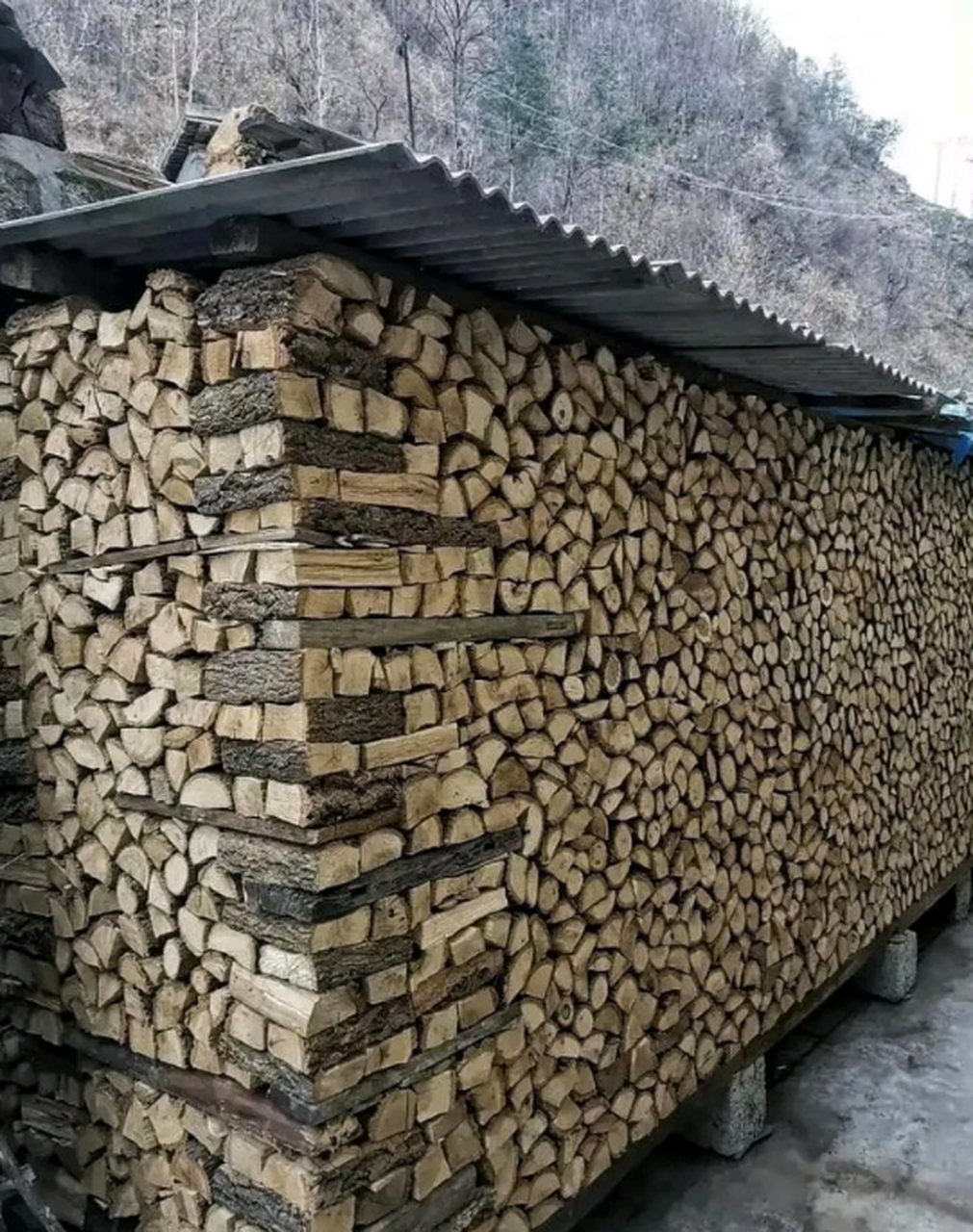 我爷爷是强迫症,家里的柴火都堆的整整齐齐