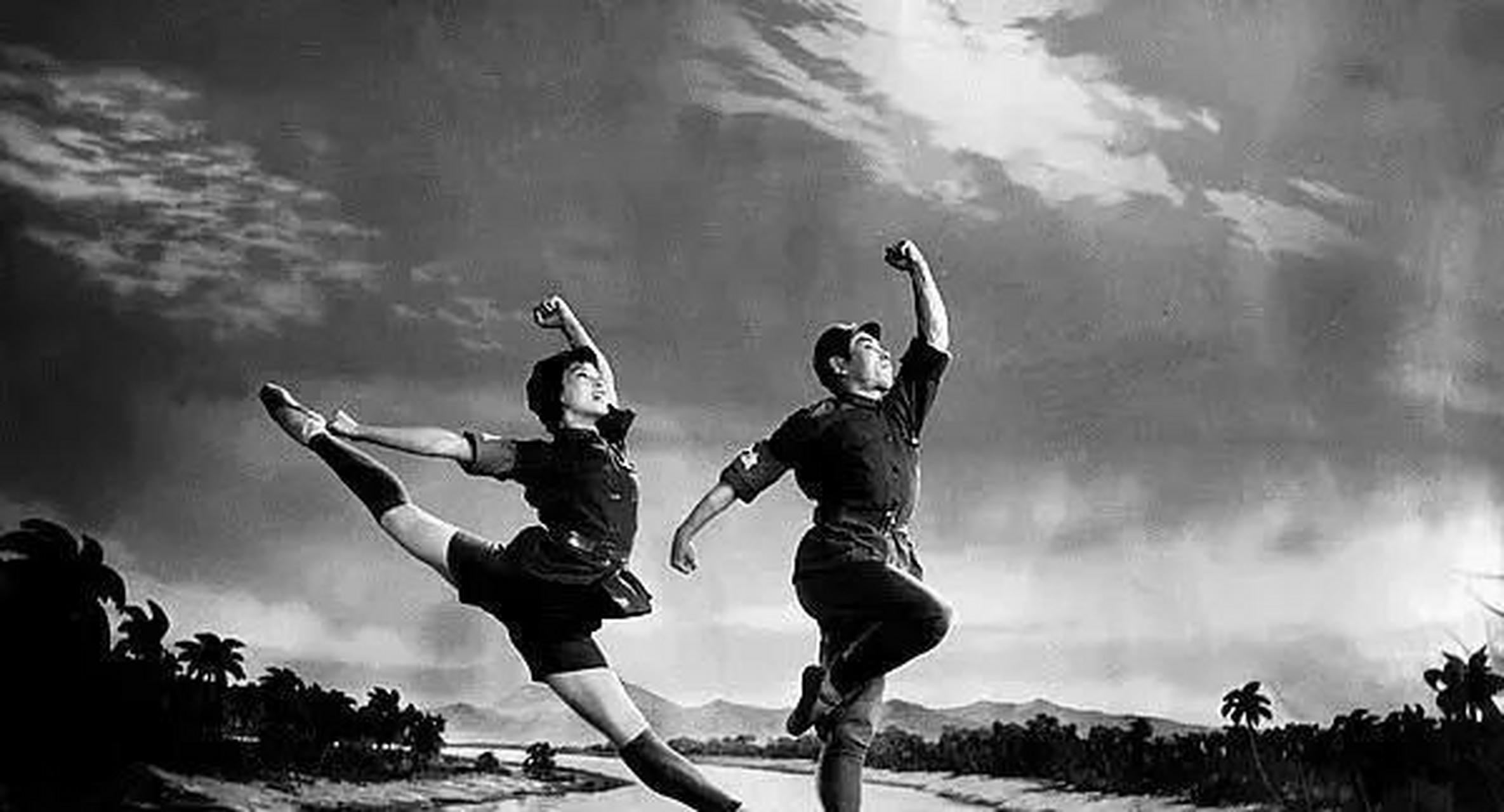 《红色娘子军》那位英姿勃勃,气宇轩昂的娘子军连党代表洪常青扮演者