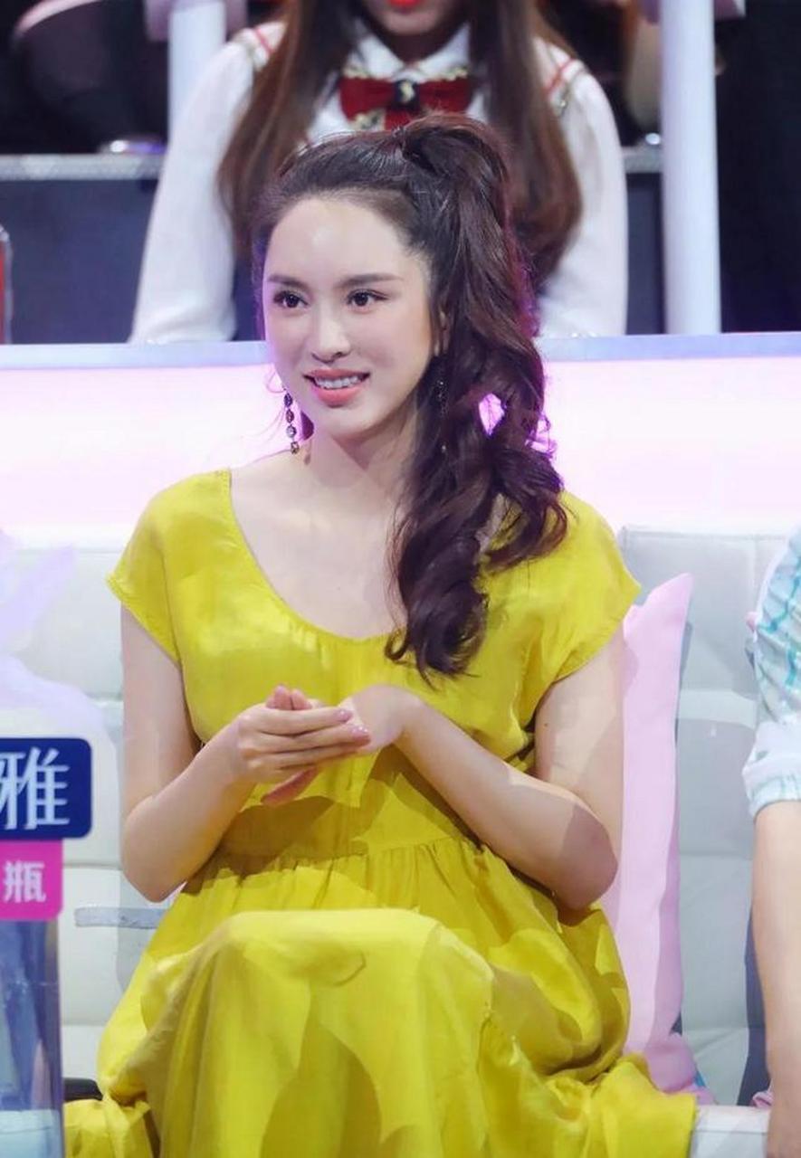 内地性感女星:张熙媛