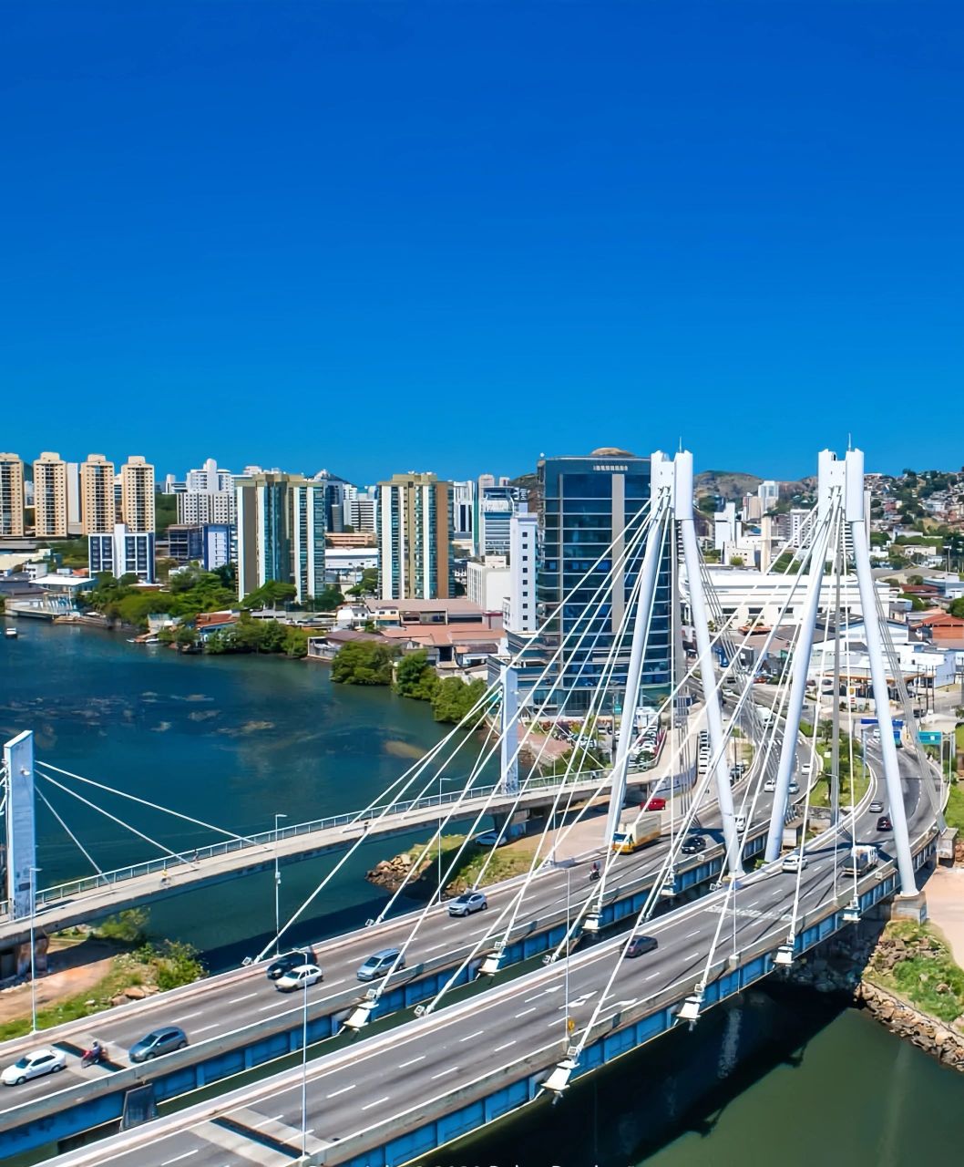 巴西"县城"规模的城市—维多利亚, 市区人口50多万人,我就喜欢这样的